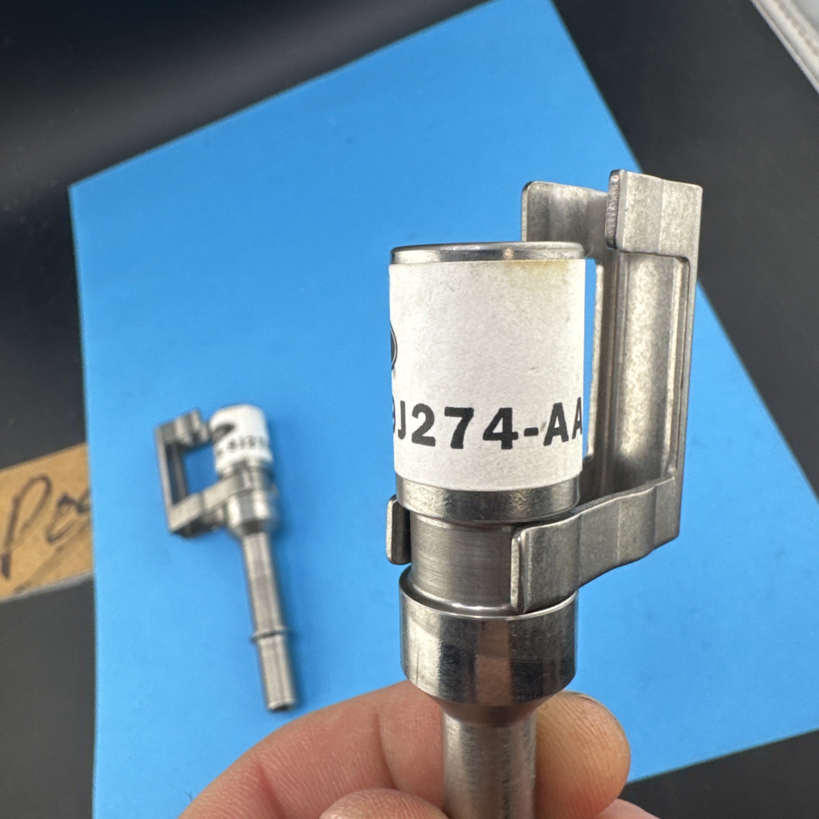 USA! NEW Genuine OEM Ford F3TA-9J274-AA Fuel Pump Fuel Return Check Valve Set