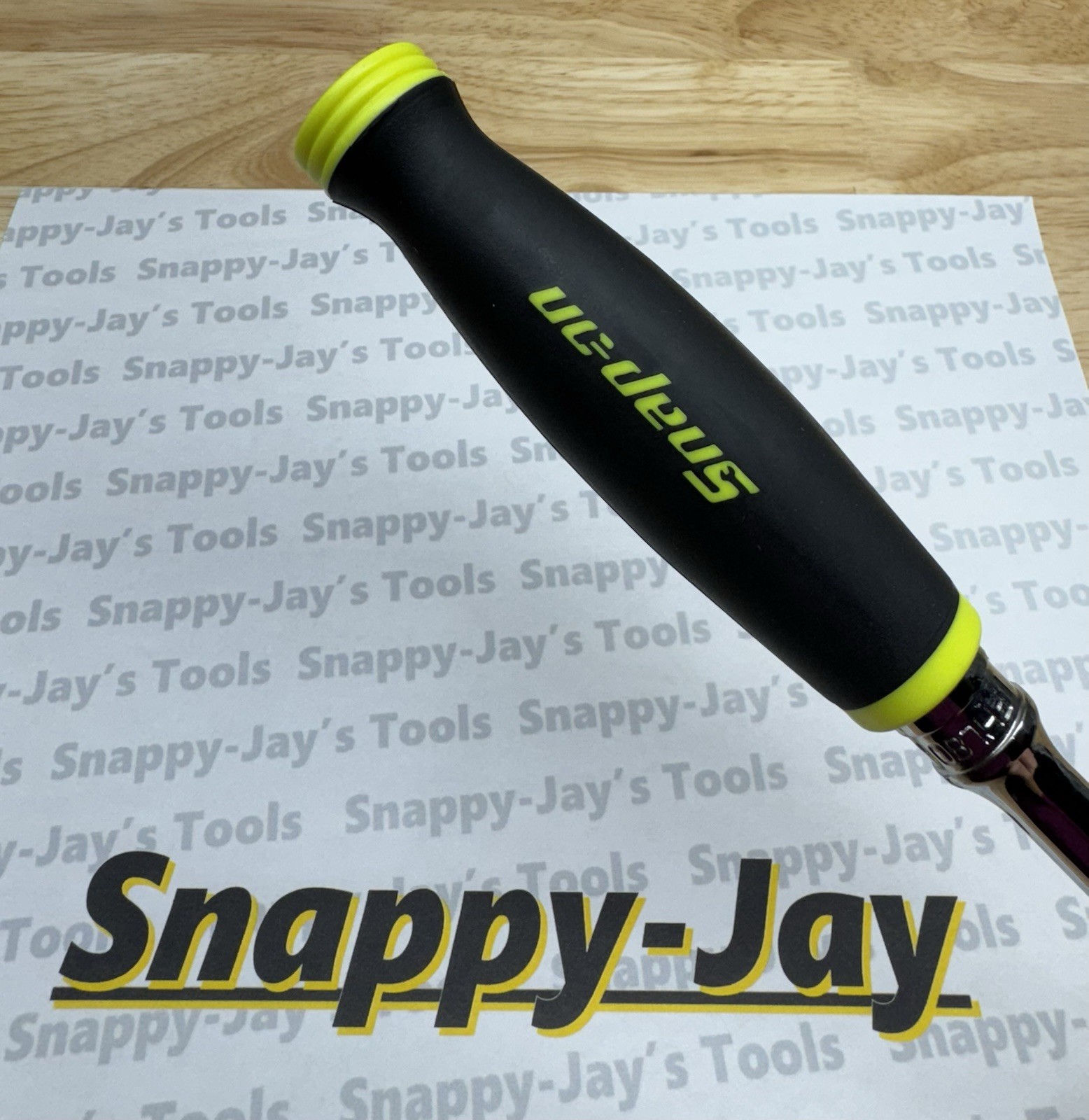 Snap-on Tools USA NEW 3/8″ Drive HIVIZ Soft Grip LONG Fixed Head Ratchet FHL80HV