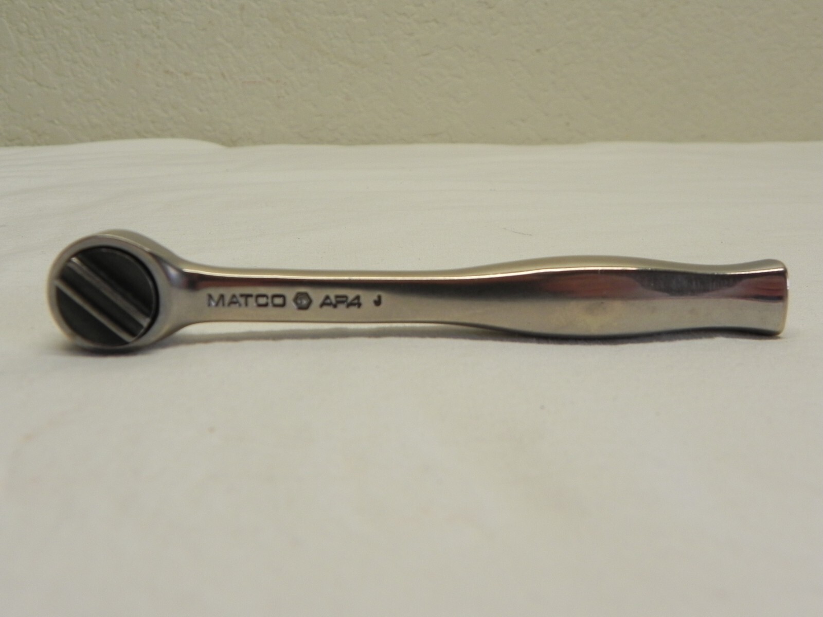 Matco AR4 1/4» Drive Short Handle 44 Fine Tooth Ratchet Measuring 4-7/8» Long