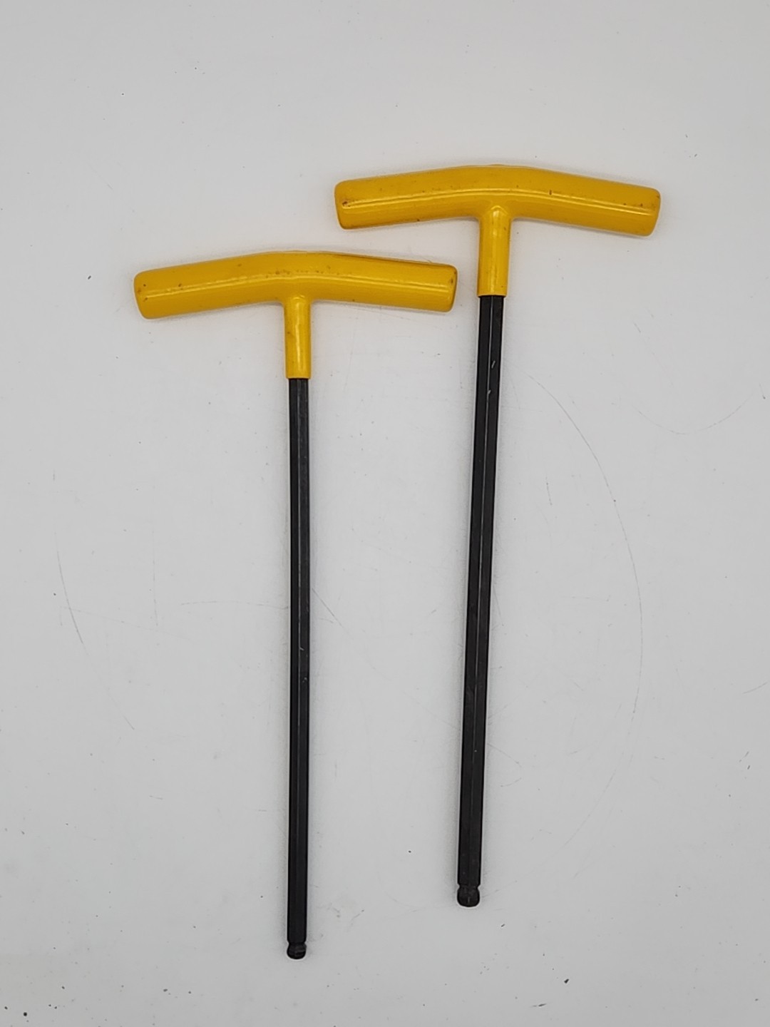 Bondhus Allen Wrench USA 5/16″ & 3/8″ Hex Ball-End T Handle Set 13113 & 13114