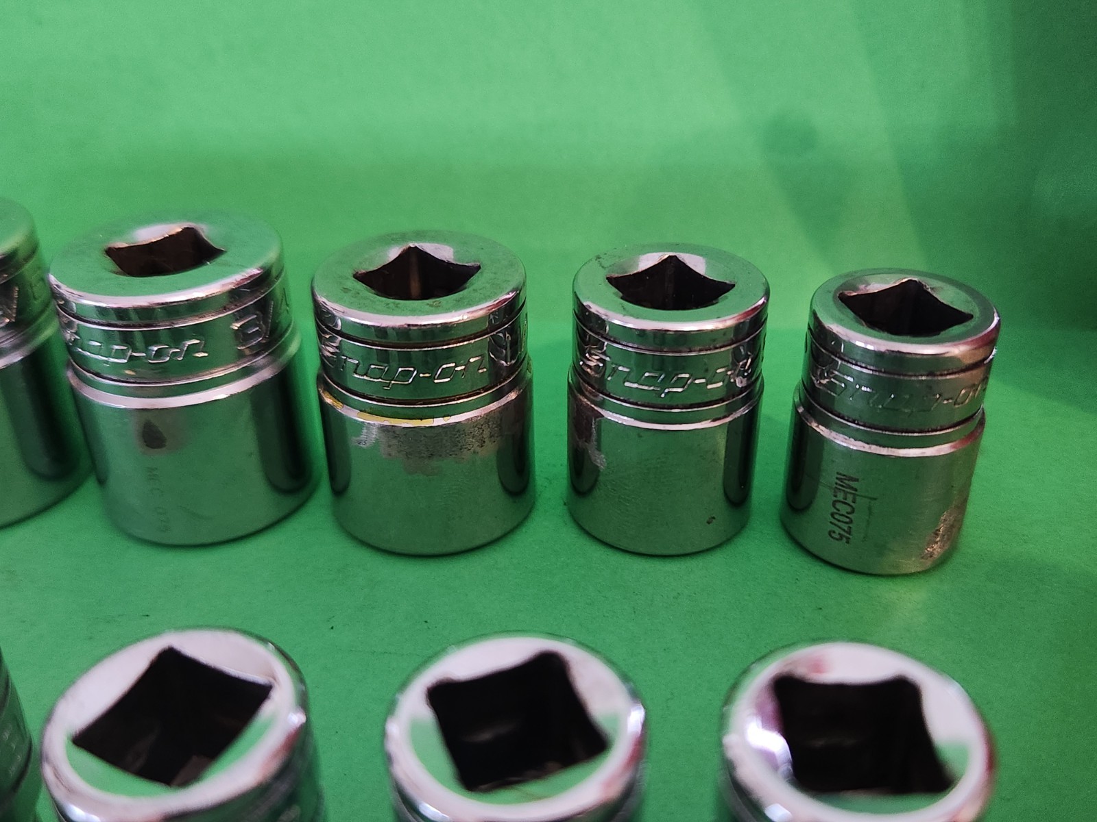 12pc. Snap On 211FY 3/8″ Dr. 12 Pt. Shallow SAE Socket Set 1/4″-7/8″