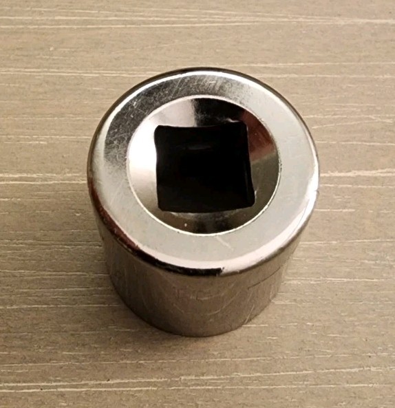 Craftsman USA 11/16″ Socket 12 Point 3/8″ Drive Inverted G1 44336