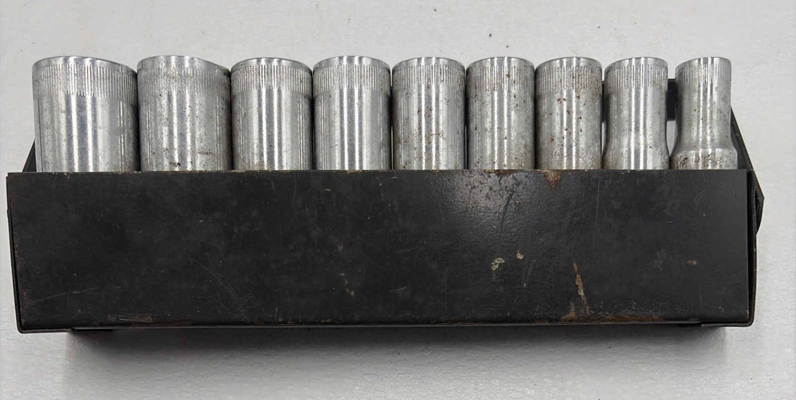 Craftsman 3/8″ Drive (9 Pc) Metric Deep Socket Set 9mm-19mm 6 Pt -V-