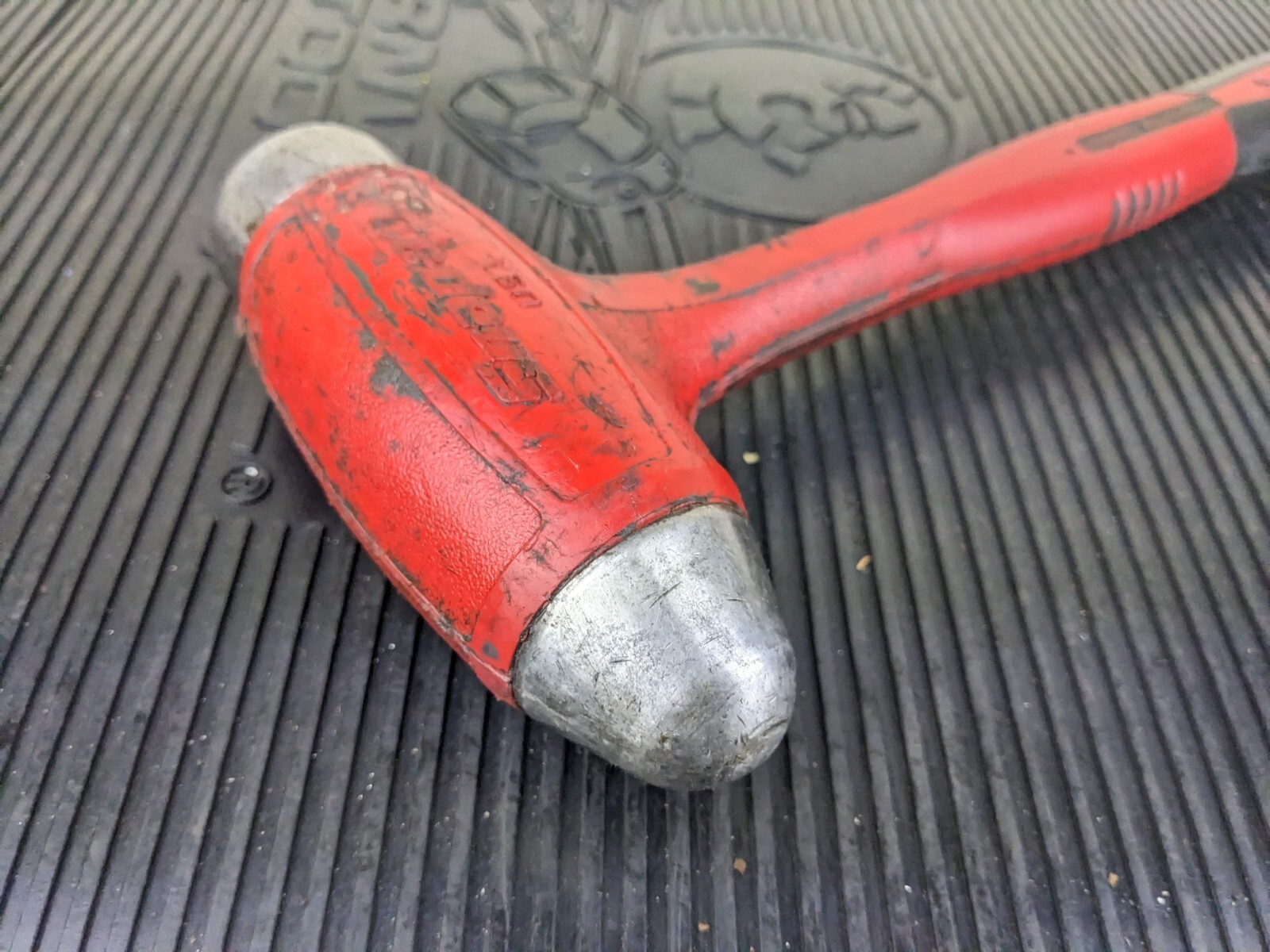 #bc022 Snap On HBBD40 RED 40 oz Ball Peen Soft Grip Dead Blow Hammer