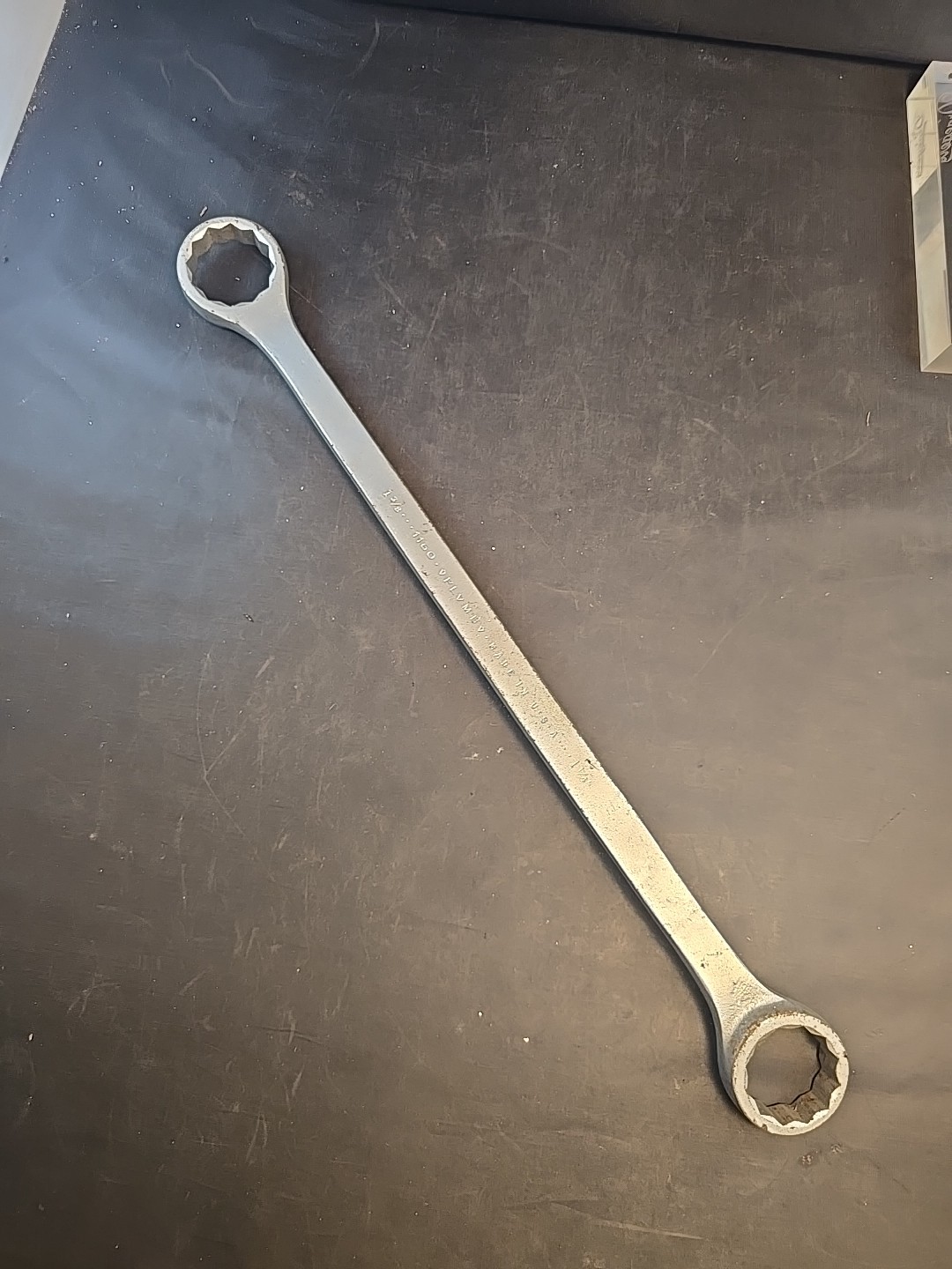 Vintage Plomb USA 1160 1-3/8 X 1-1/4″ SAE 12 Point Large Box End Wrench