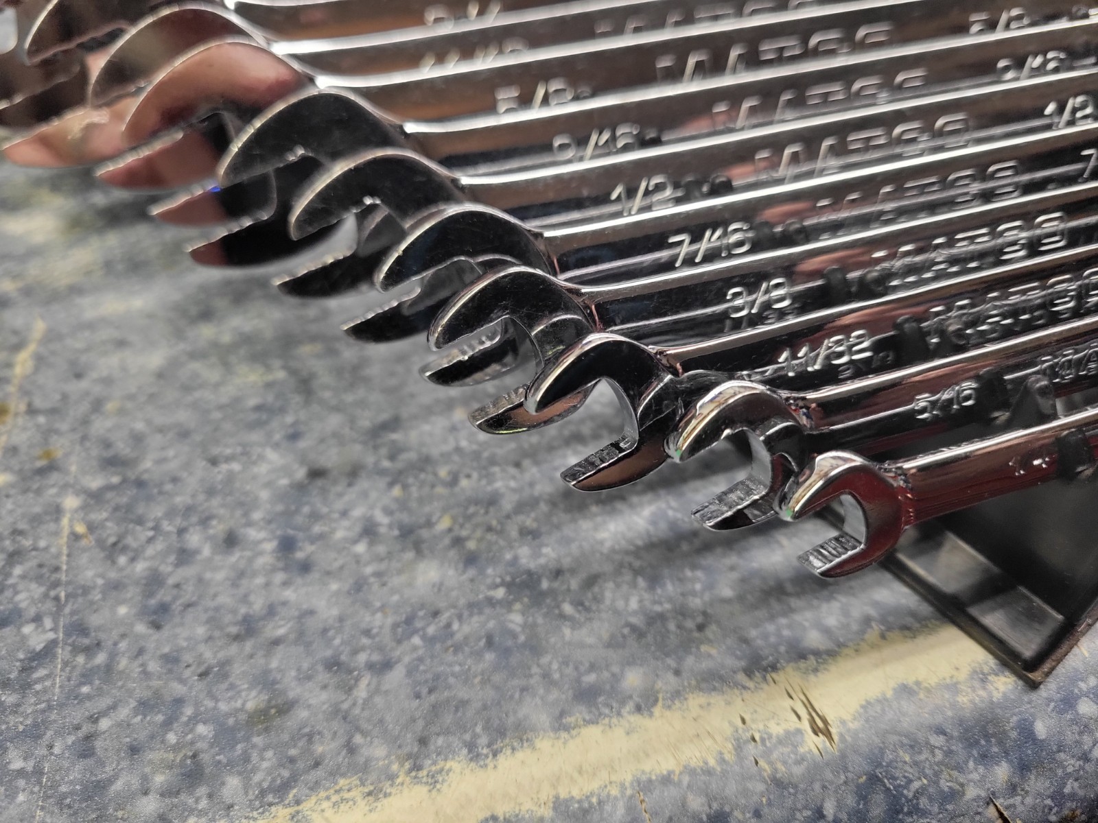 Matco 13-Piece SAE 12-Point Combination Wrench Lot 1/4 – 15/16″