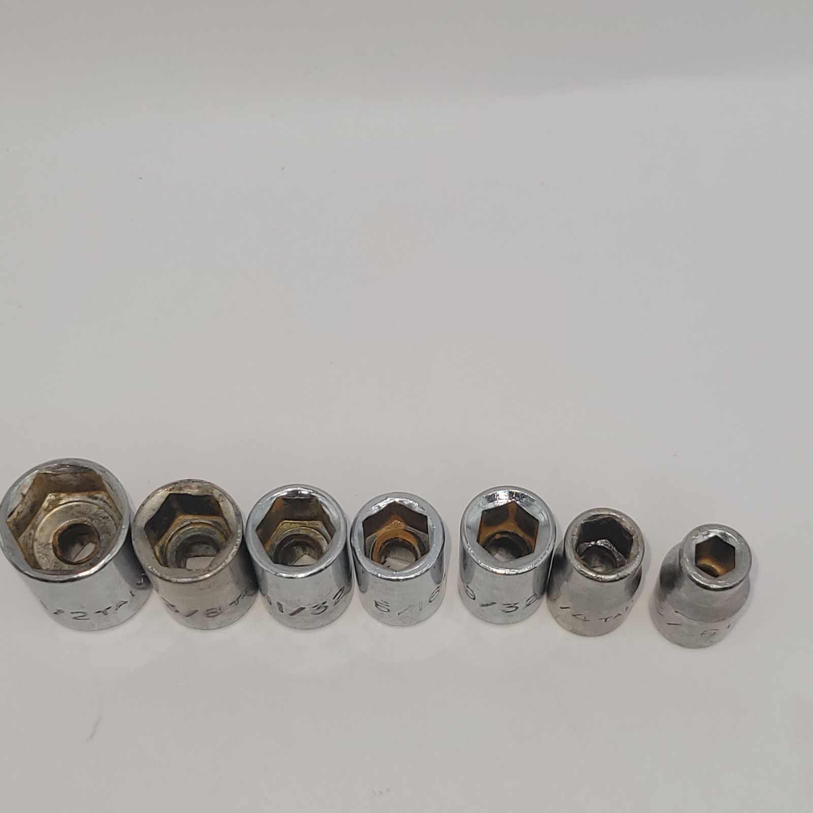 7 pcs – 1/4 in drive – 6 point – Taiwan 1/2 3/8 11/32 5/16 9/32 1/4 3/16 SAE