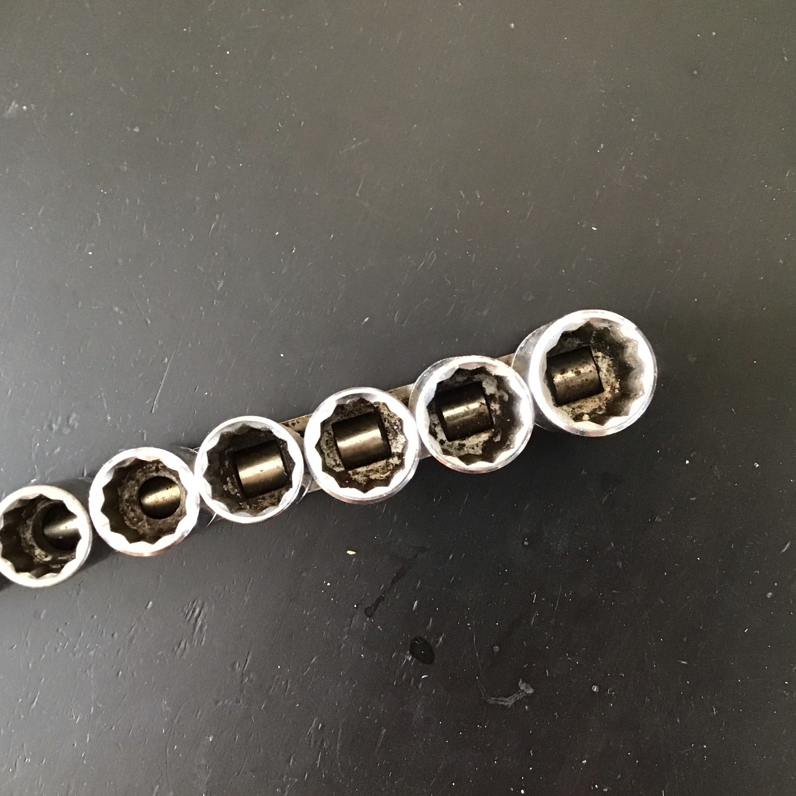 1/2 Inch Drive Metric Sockets Qty 13 & Rail