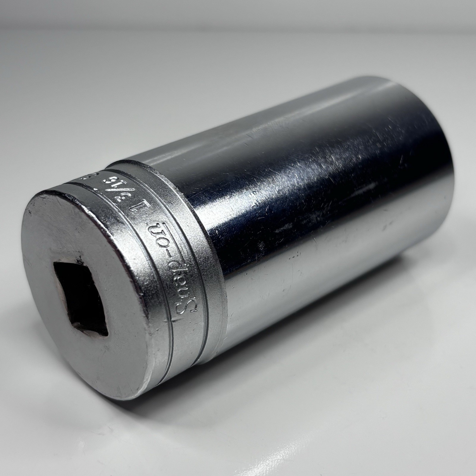 Snap On S381 1/2 Dr 12Pt SAE 1-3/16 Flank Dr Deep Chrome Socket USA VTG 1985 VGC