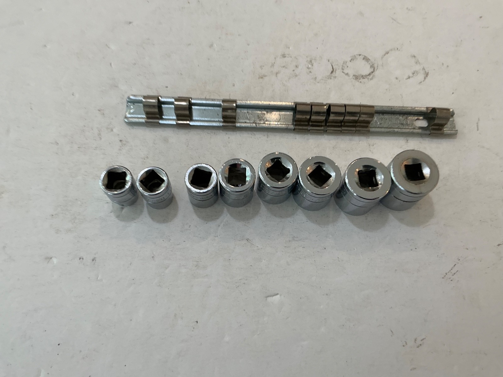 S-K tools 8pc 3/8″ drive shallow 6pt socket set 3/8″ to 13/16″ USA made