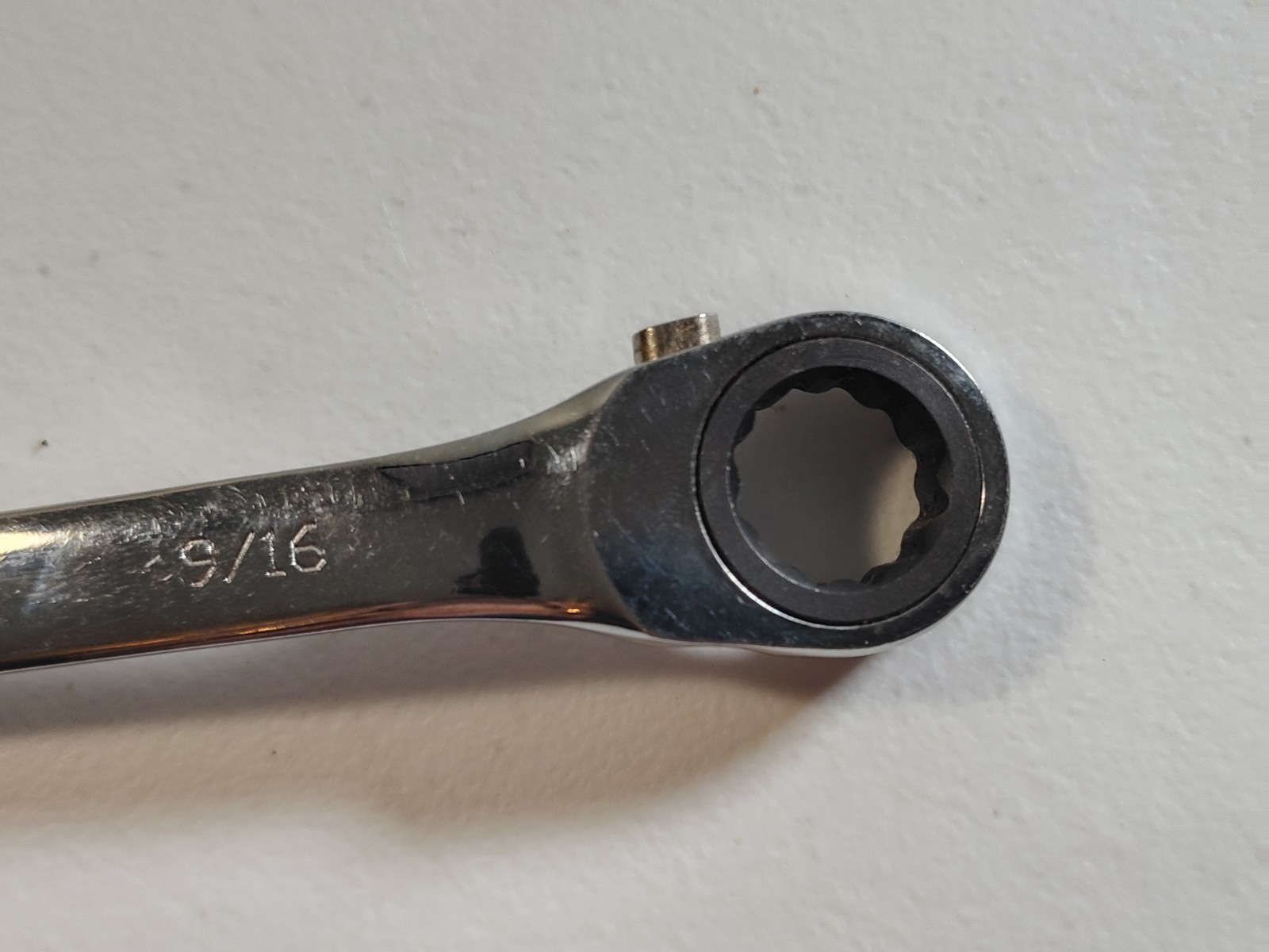 Crescent Ratcheting 12 Point Combination Wrench 9/16 FRR18