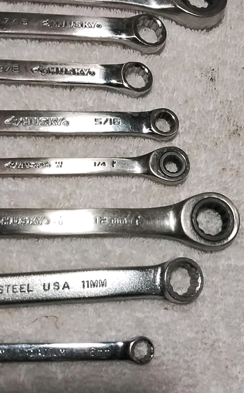 9pc HUSKY SAE-METRIC ASSORTED TYPES & SIZES