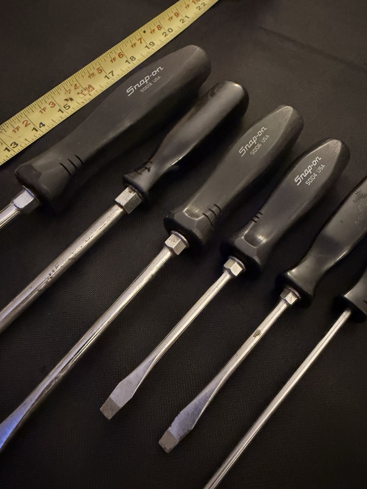 Snap On 8 Piece Black Flat Head Screwdriver Lot – SSD – SDD