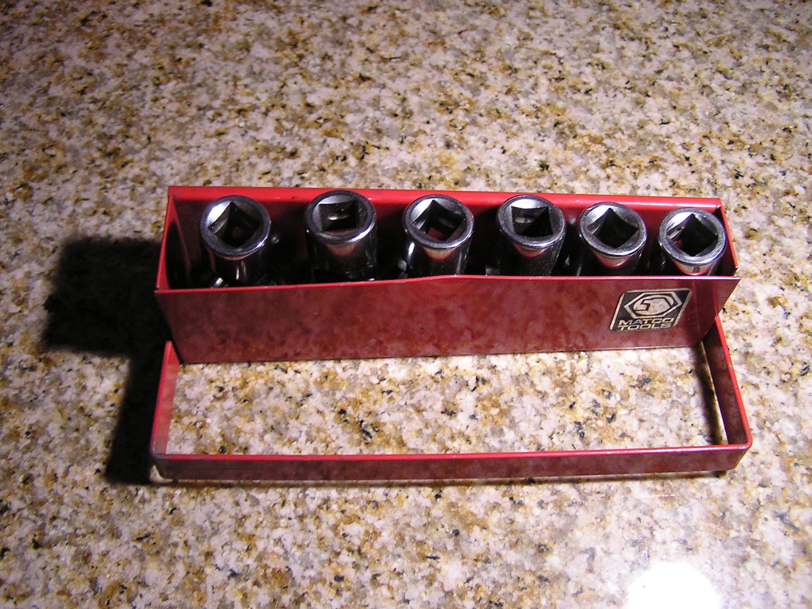 MATCO TOOLS 3/8″ DRIVE 6-P UNIVERSAL SOCKET SET 3/4″-3/8″ 6pcs W/TRAY