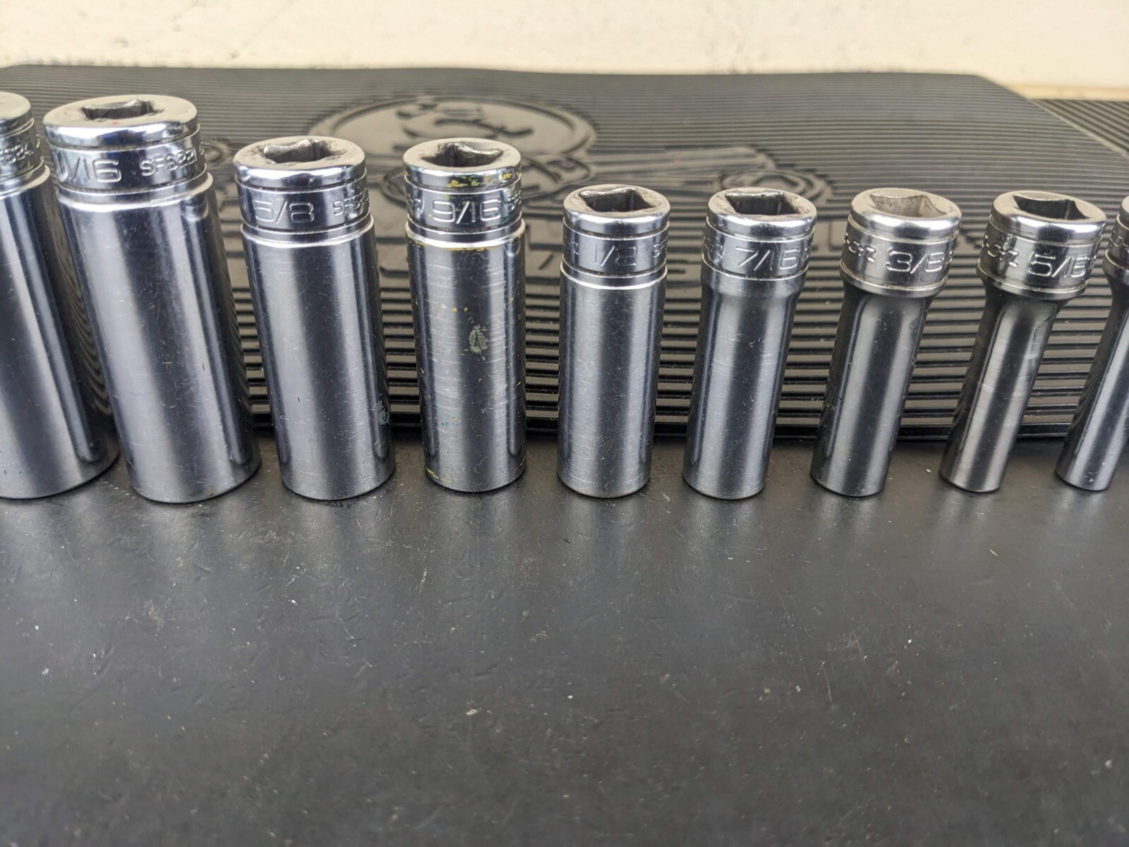 #bb702 Snap-On Tools Socket Set 211SFSY 3/8″ drive 6 Point Deep 1/4″ to 7/8″