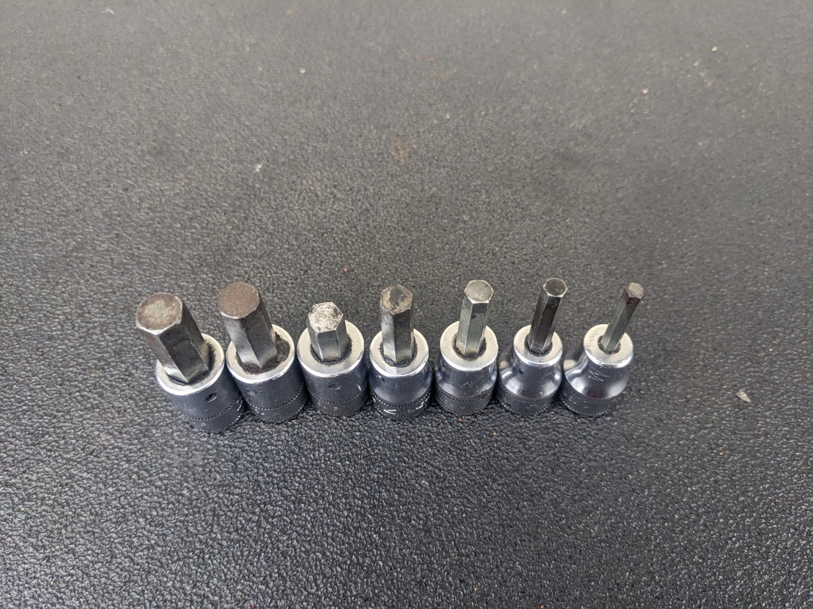 #bl350 Snap On 207EFAMY 7pc 3/8″ Drive Metric Hex Bit Socket Set 4-10mm