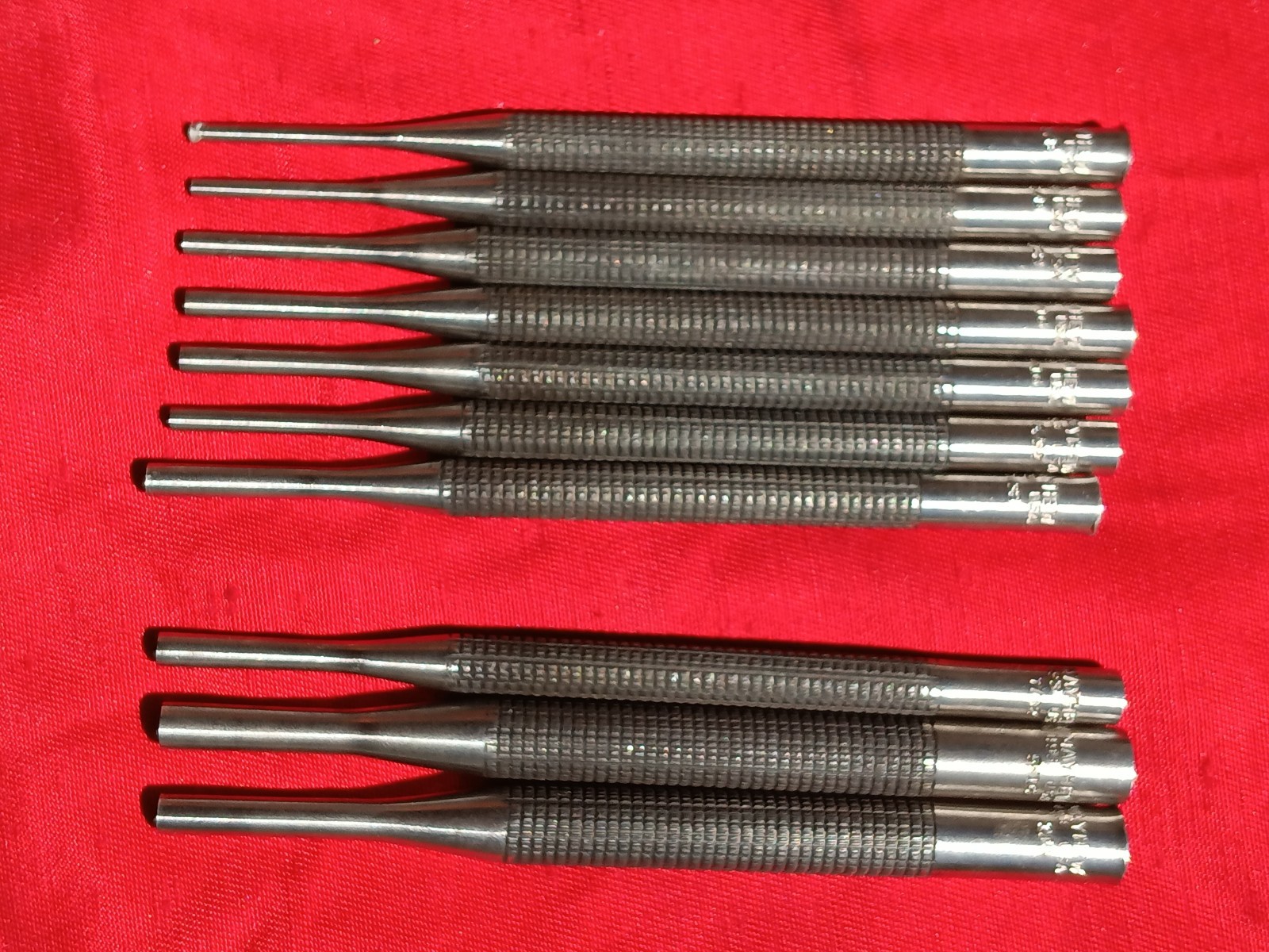 Mayhew Tools 22-Piece Mixed Punch Set SAE 1/8″ to 1/2″ # 490, 491, 493. Clean