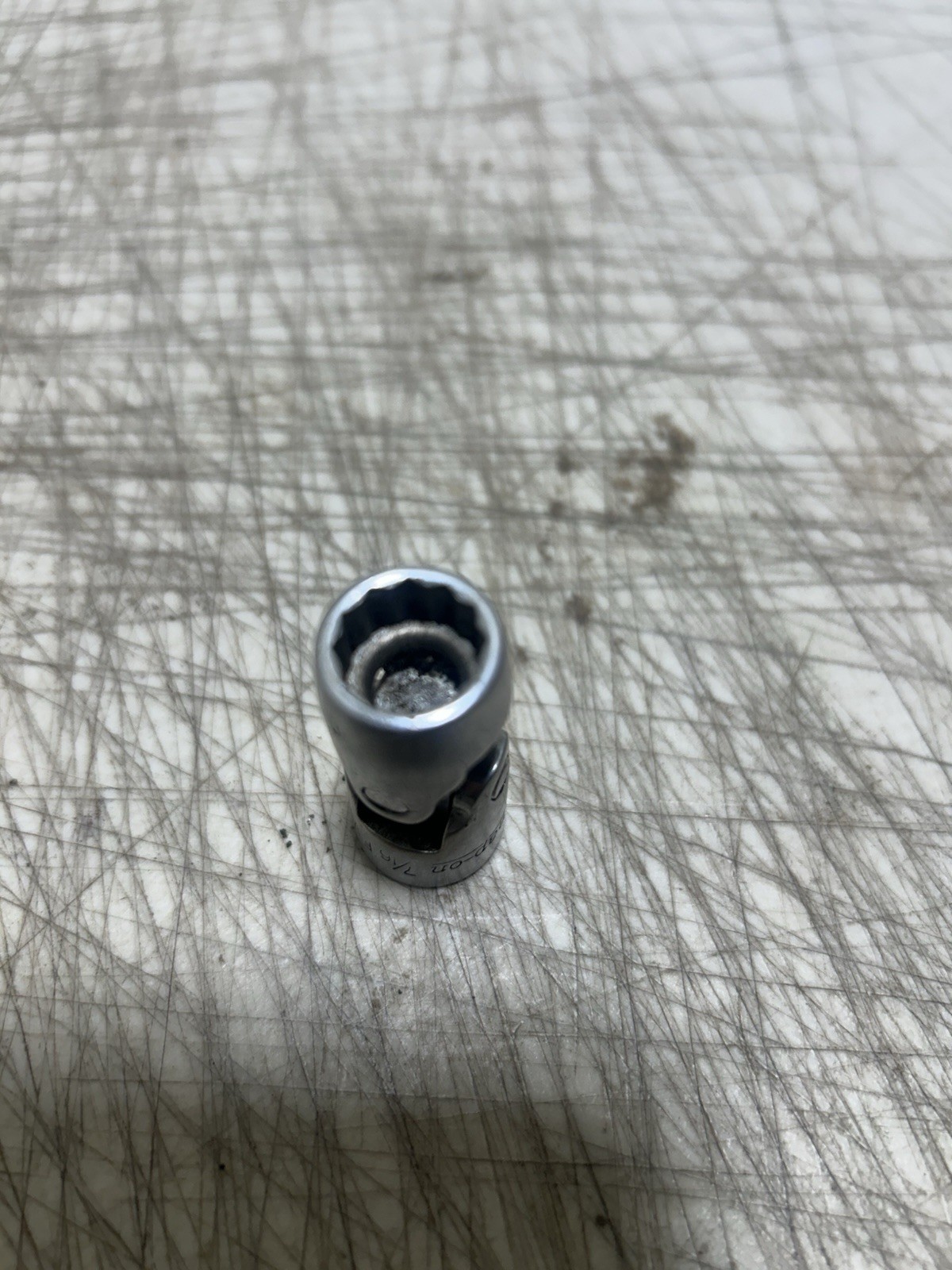 Snap On Tools 3/8″ Drive 7/16″ FVU14 12PT SAE Chrome Universal Swivel Socket