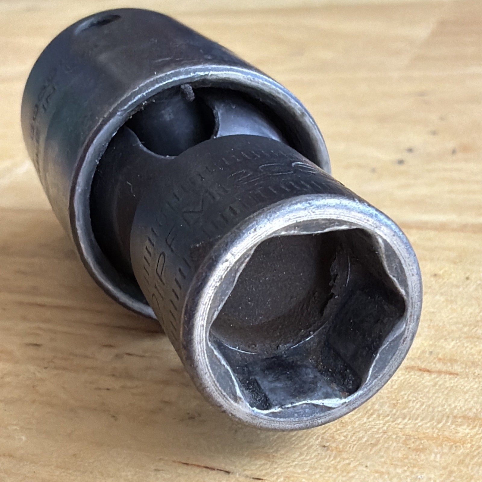 Snap On Tools 12mm Universal Swivel Impact Socket 3/8″ Drive 6pt IPFM12C USA