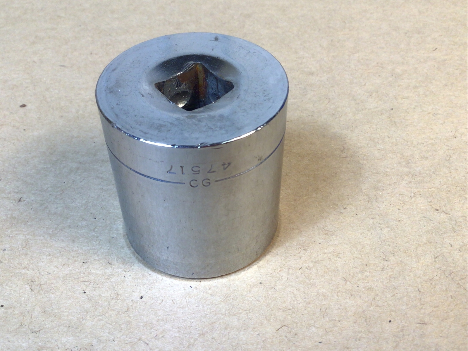 Craftsman USA 1-1/4″, 12 Point 1/2 Drive Shallow Socket 47517 Inverted G Series