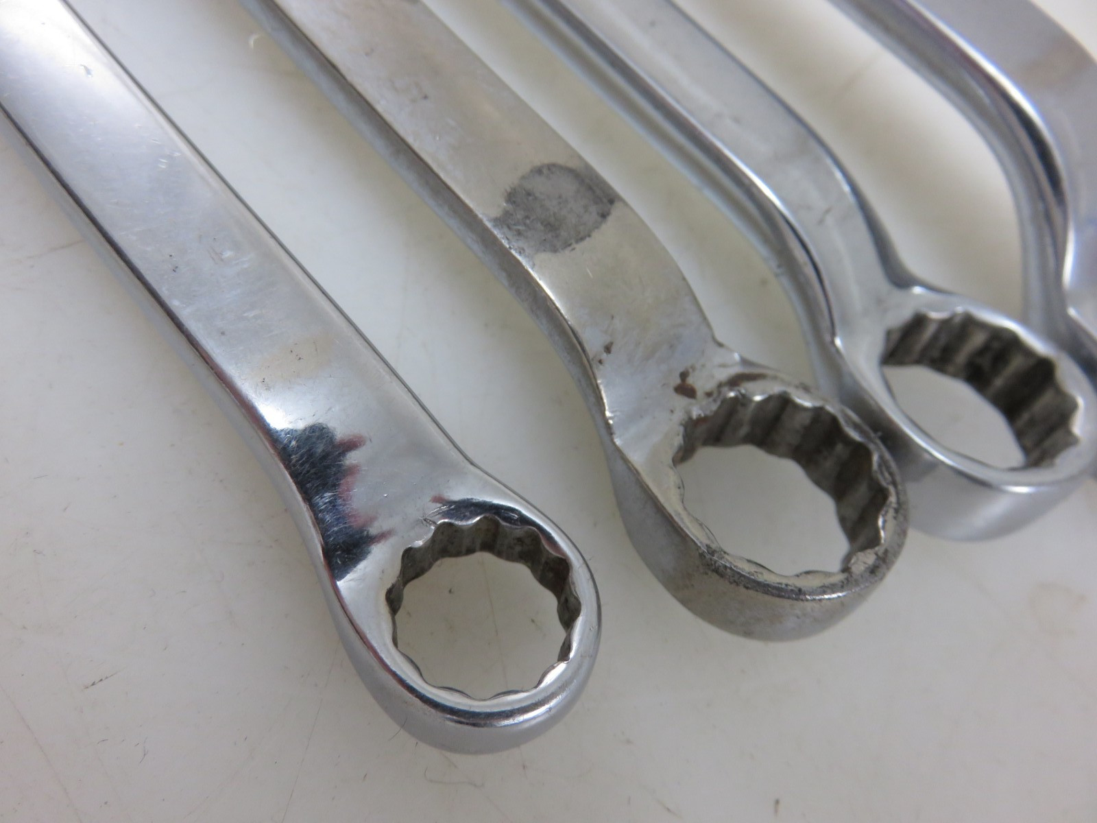Snap-On XBM Series METRIC Offset Box End Wrench 4pc Set 10mm-15mm + 17mm x 19mm