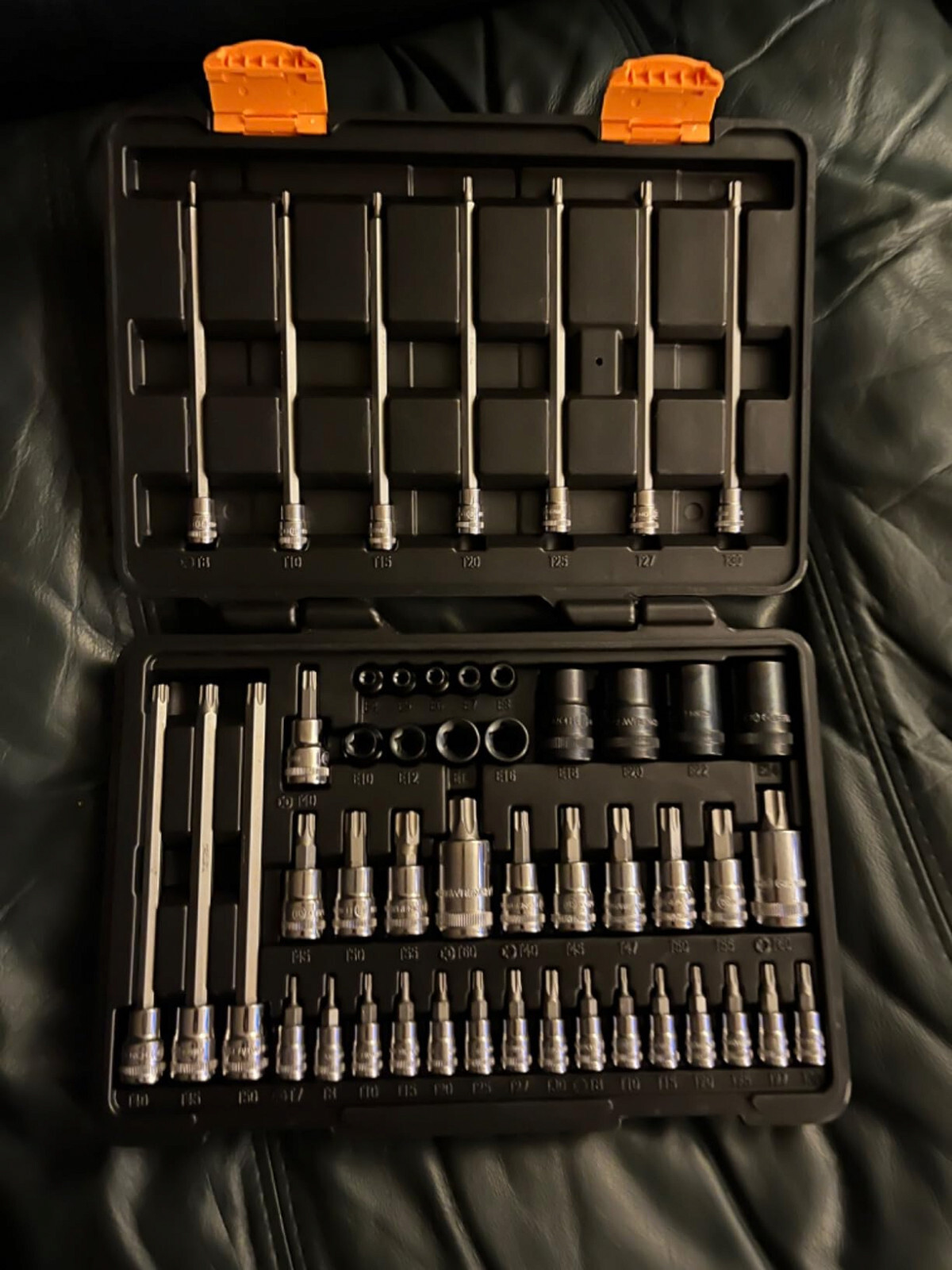 GEARWRENCH 89087 – 49 Piece 1/4″, 3/8″, 1/2″ Drive Torx Bit Socket Master Set