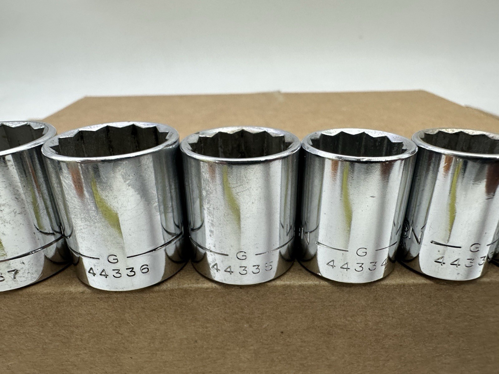 Craftsman USA 3/8 Drive SAE Socket Set 3/8-13/16 8pc 12PT G Vintage Very Good