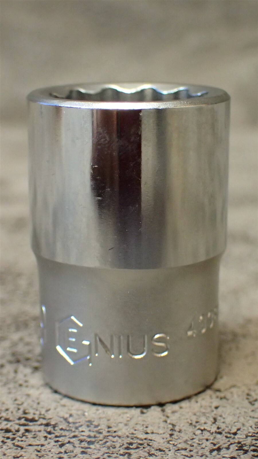 433819 GENIUS 1/2″ Drive, 19mm Standard Hand Socket, 12 pt, 1-1/2″ OAL BN100