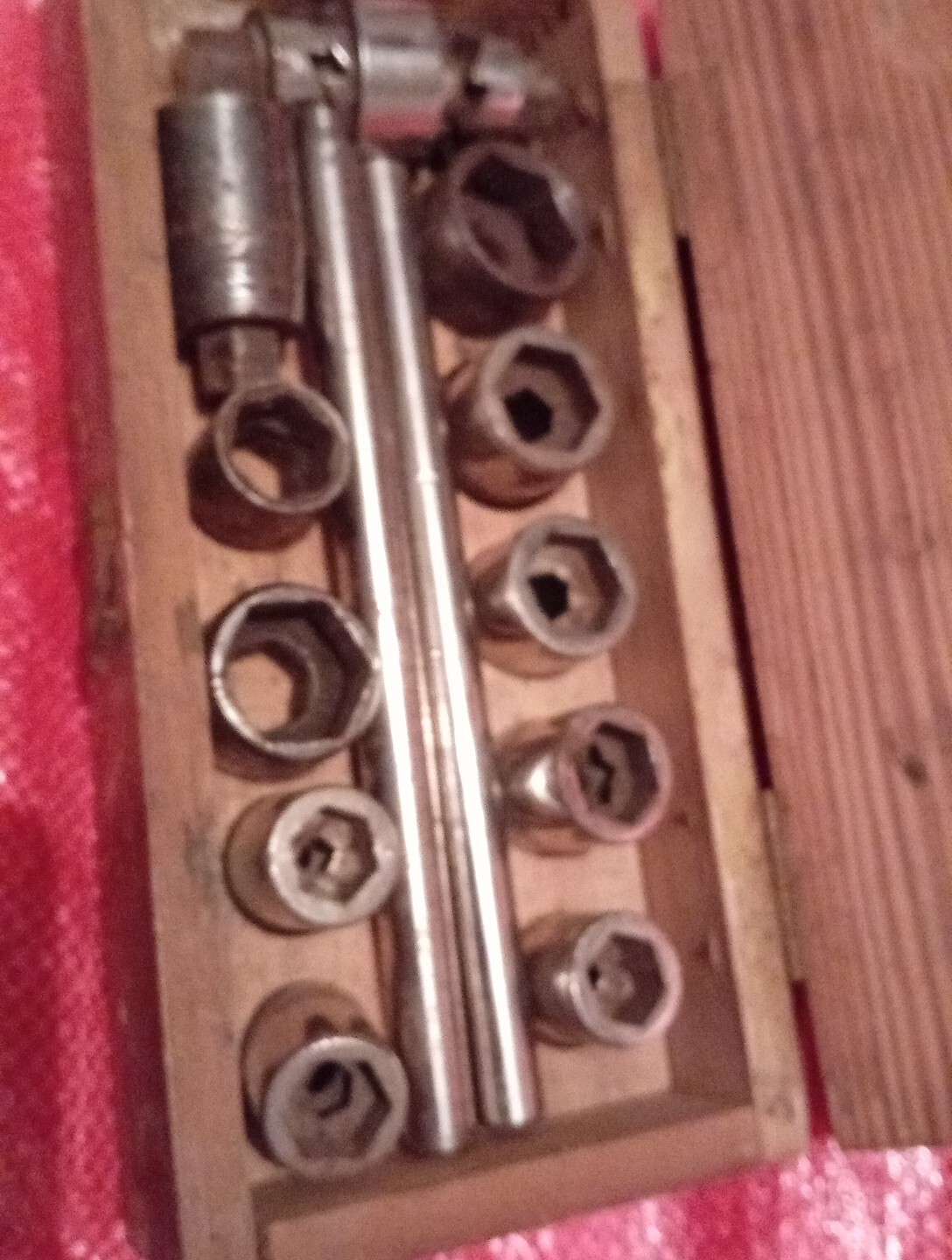 VINTAGE ODDITTY RARISH RATCHET SET WOODEN CASED BILLING TOOL COMPANY C/D good