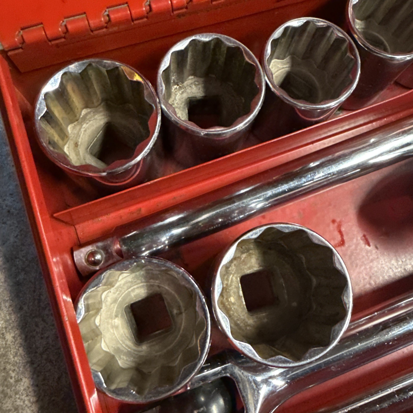 26 pc. PROTO TOOLS 1/2” DRIVE PROFESSIONAL SAE SOCKET SET 12-POINT +METAL CASE