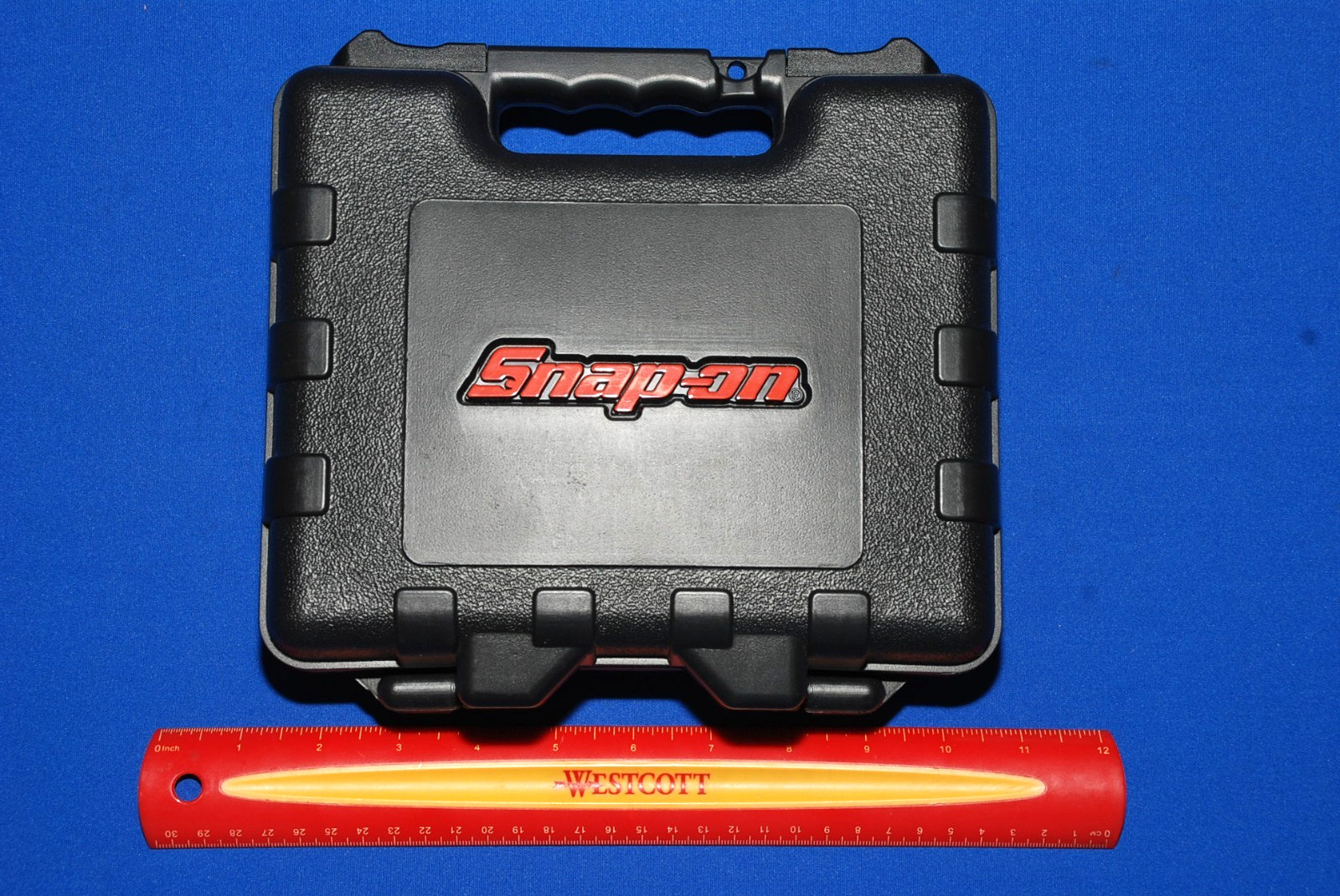 Snap-on NEW 36 Piece 1/4″ & 3/8″ Drive Metric & SAE Combination Bit Socket Set