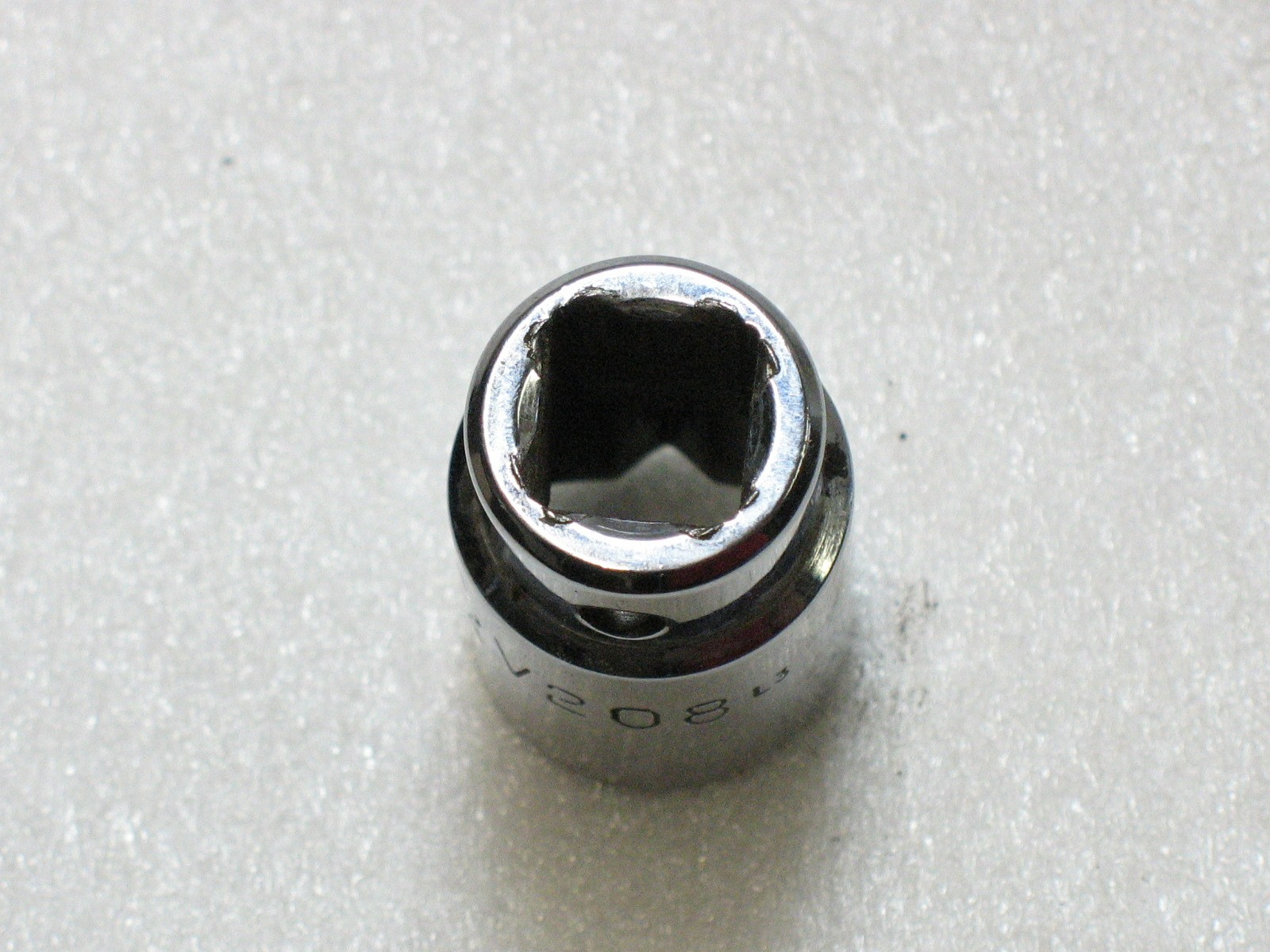 Mac Tools 1/2″ Drive 5/8″ 8 Point Double Square Chrome Socket V208