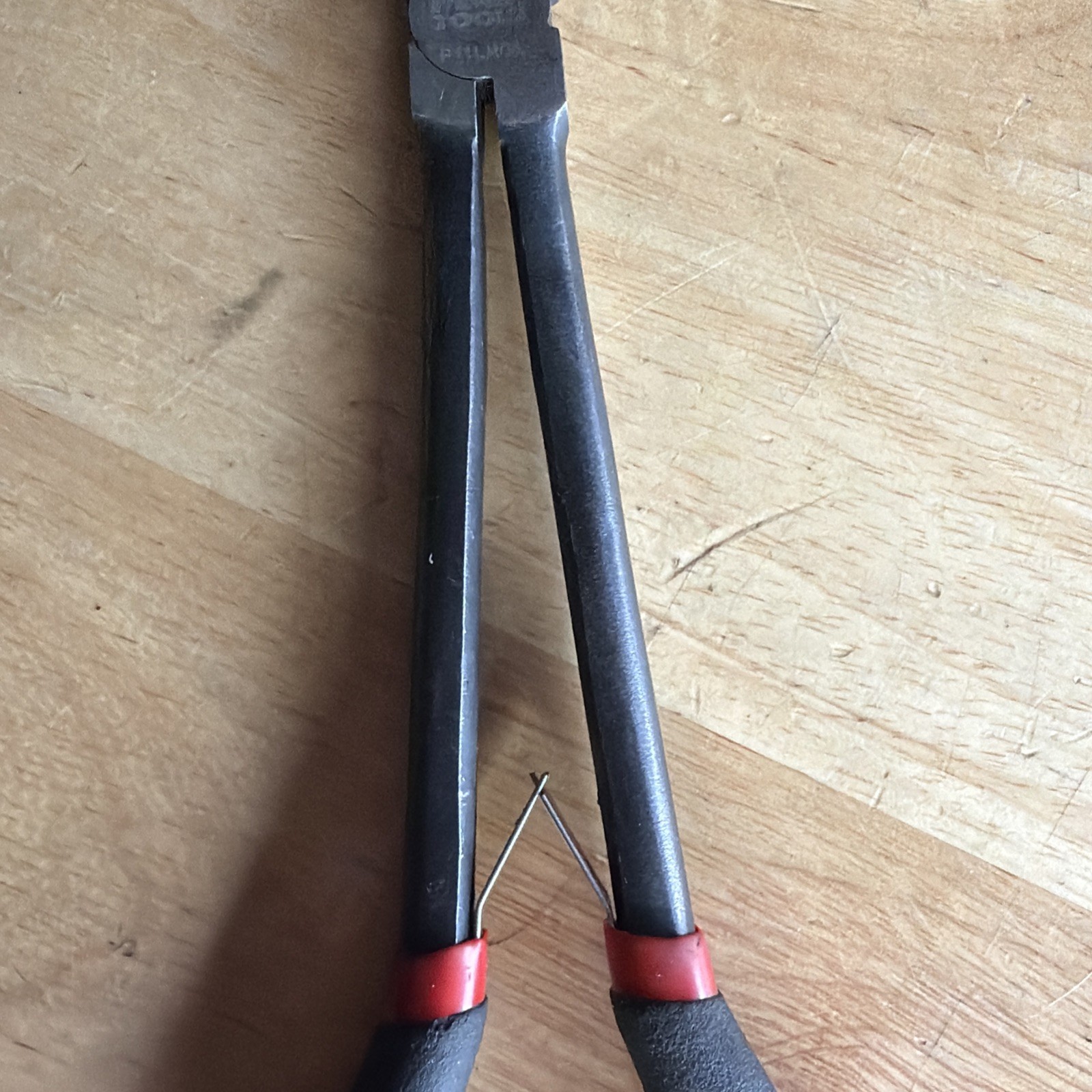 Mac Tools 3/4″ Long Reach Hose Gripping Pliers 11″ Long Black Handle P11LRGL