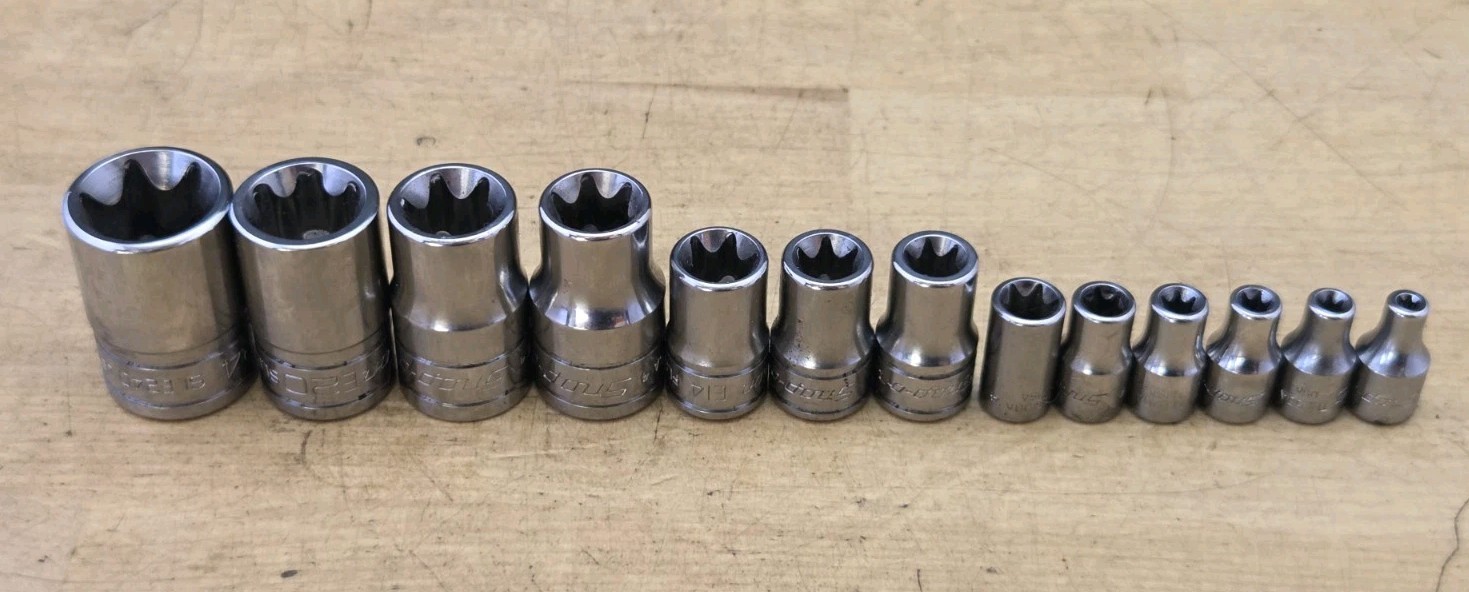 New Snap On 213AFLEY- 13 Pc Combination Drive Inverted TORX Shallow Socket Set