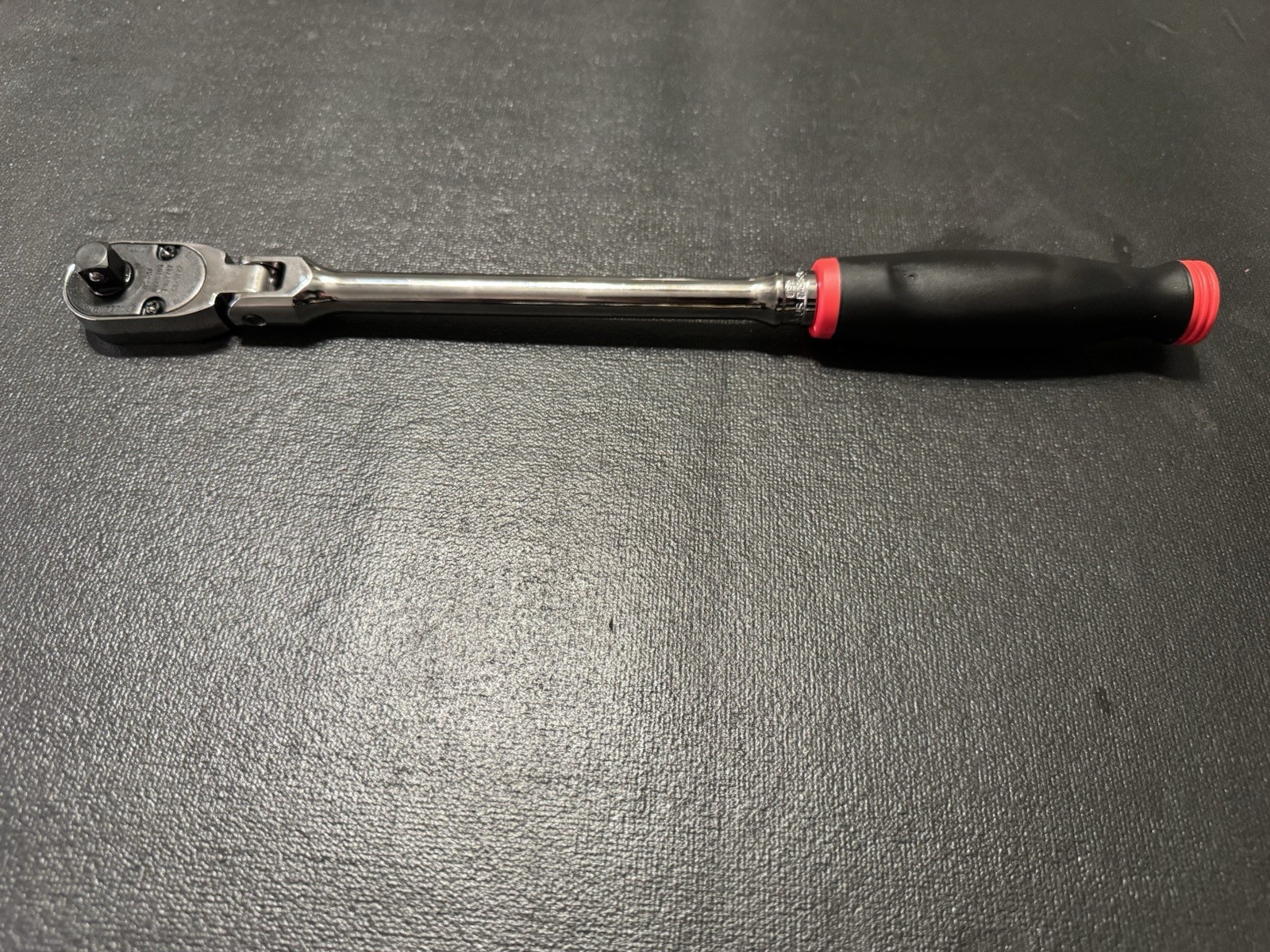3/8″ Drive Dual 80® Technology Soft GripLong Handle Flex-Head Ratchet (Red)