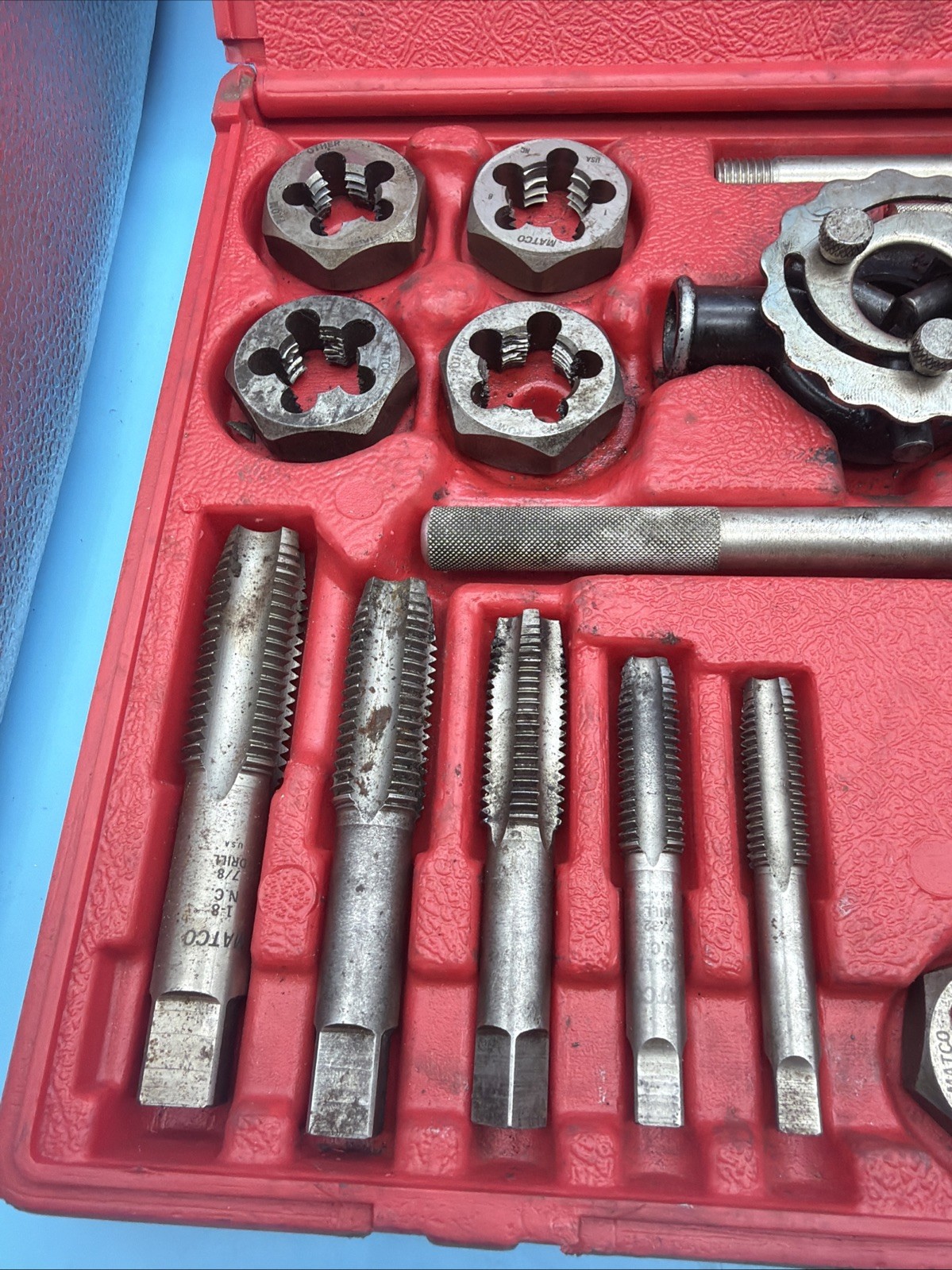 Matco 25 Piece Tap & Die Set SAE 9/16 To 1” Coarse & Fine Tool Set Threading Set