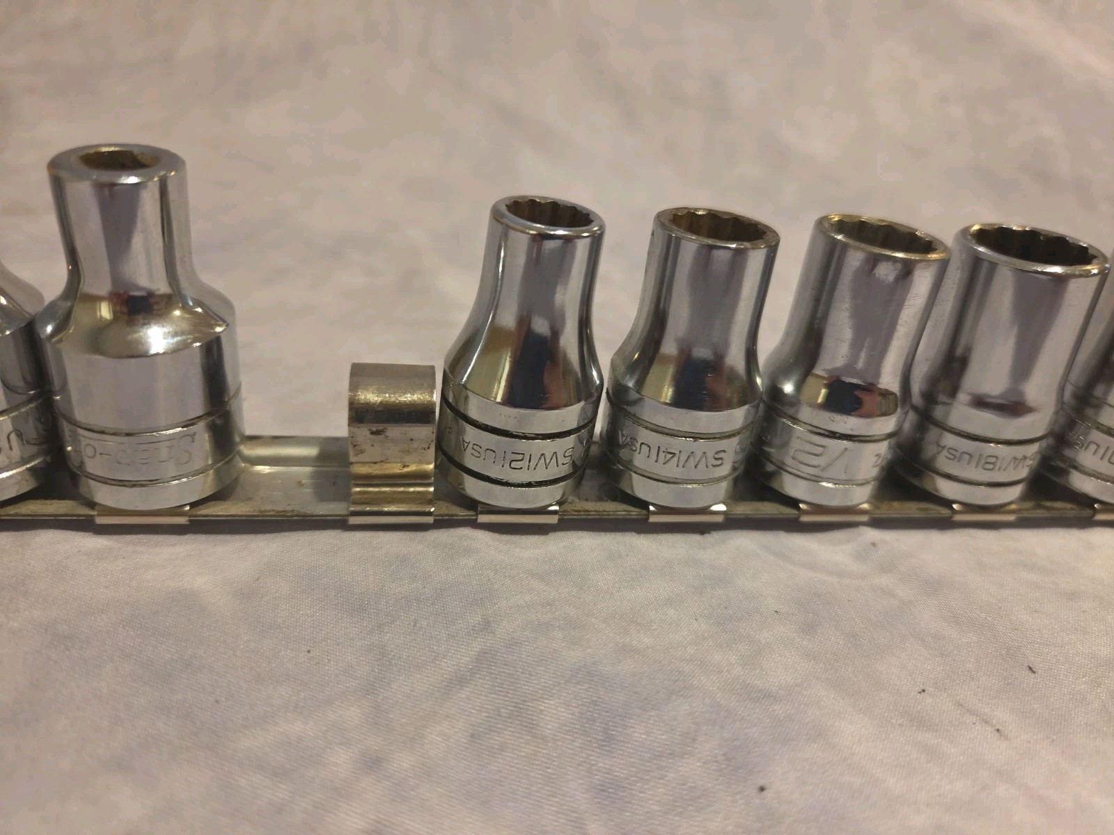 Snap On 12 Piece 1/2″ Drive 12 Pt SAE Socket Set 3/8″ – 7/8″ A135 A136 SXW2 +