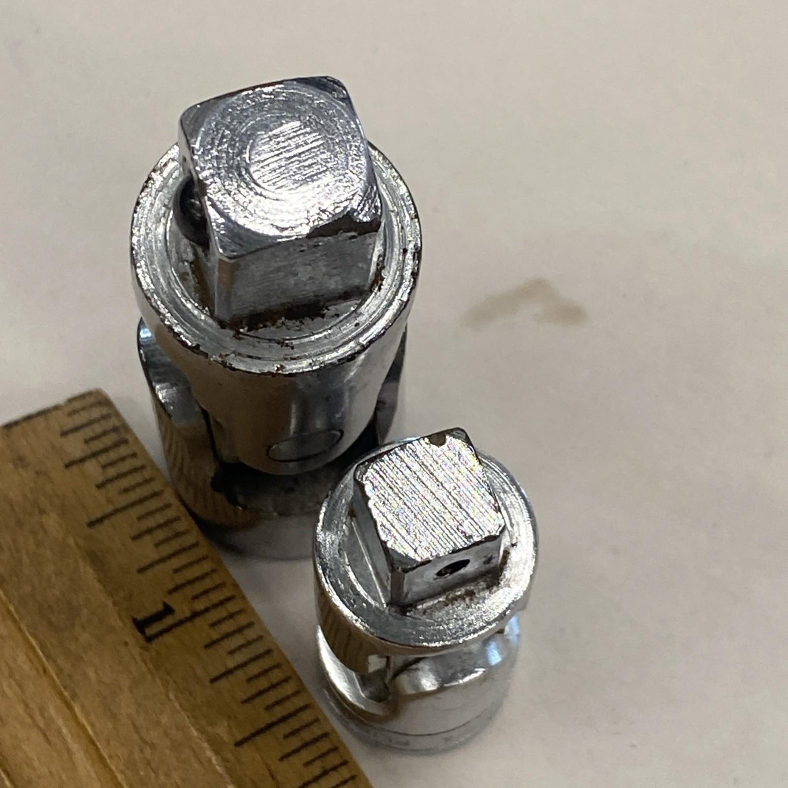 2 Snap-on Universal Flex Socket Adapters (S-8) 1/2″ Drive & (FU8A) 3/8 Dr. M0814