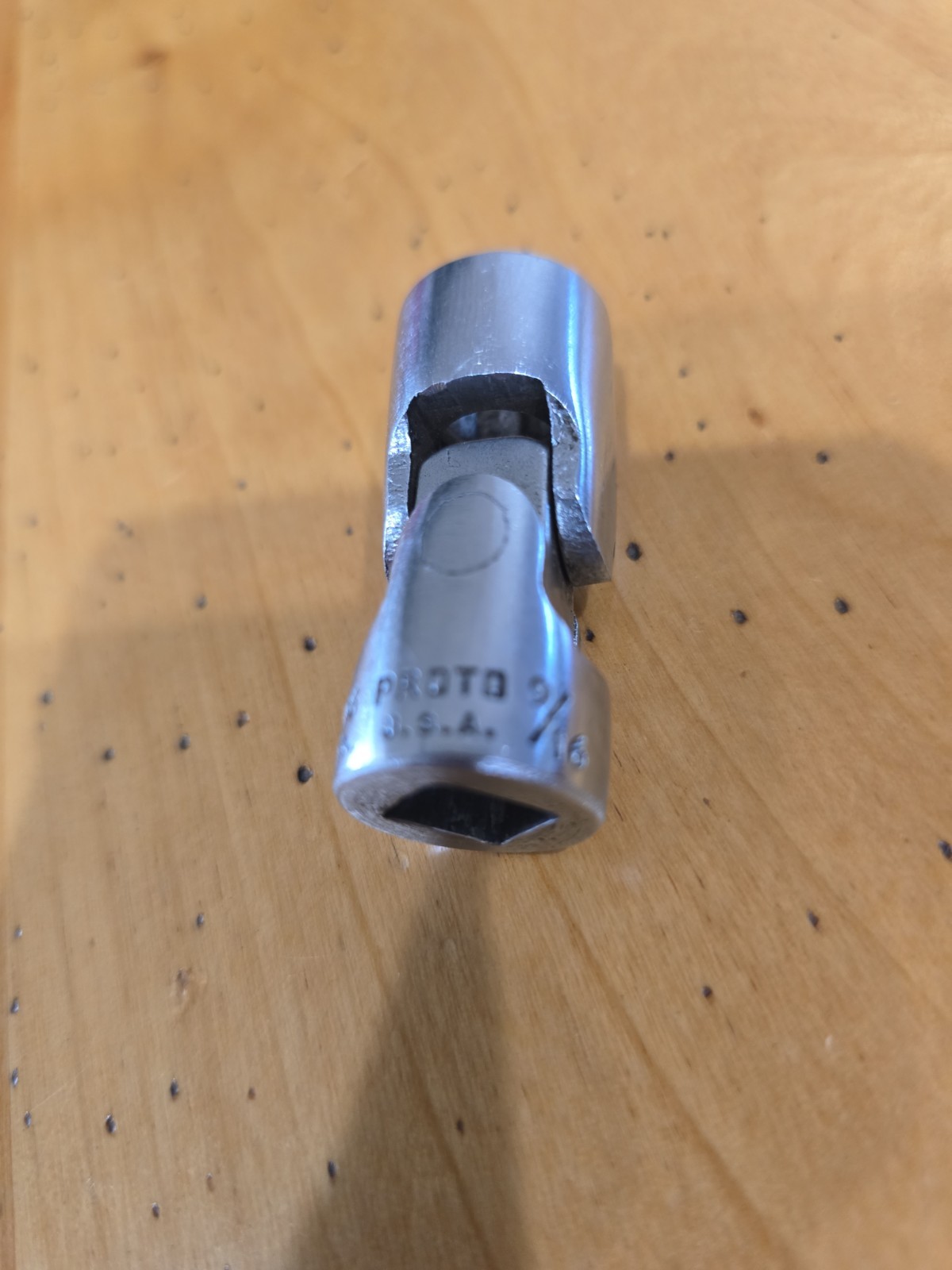 Proto Profession 3/8 drive 9/16″ Chrome Universal flex 12-point Socket 5274 used