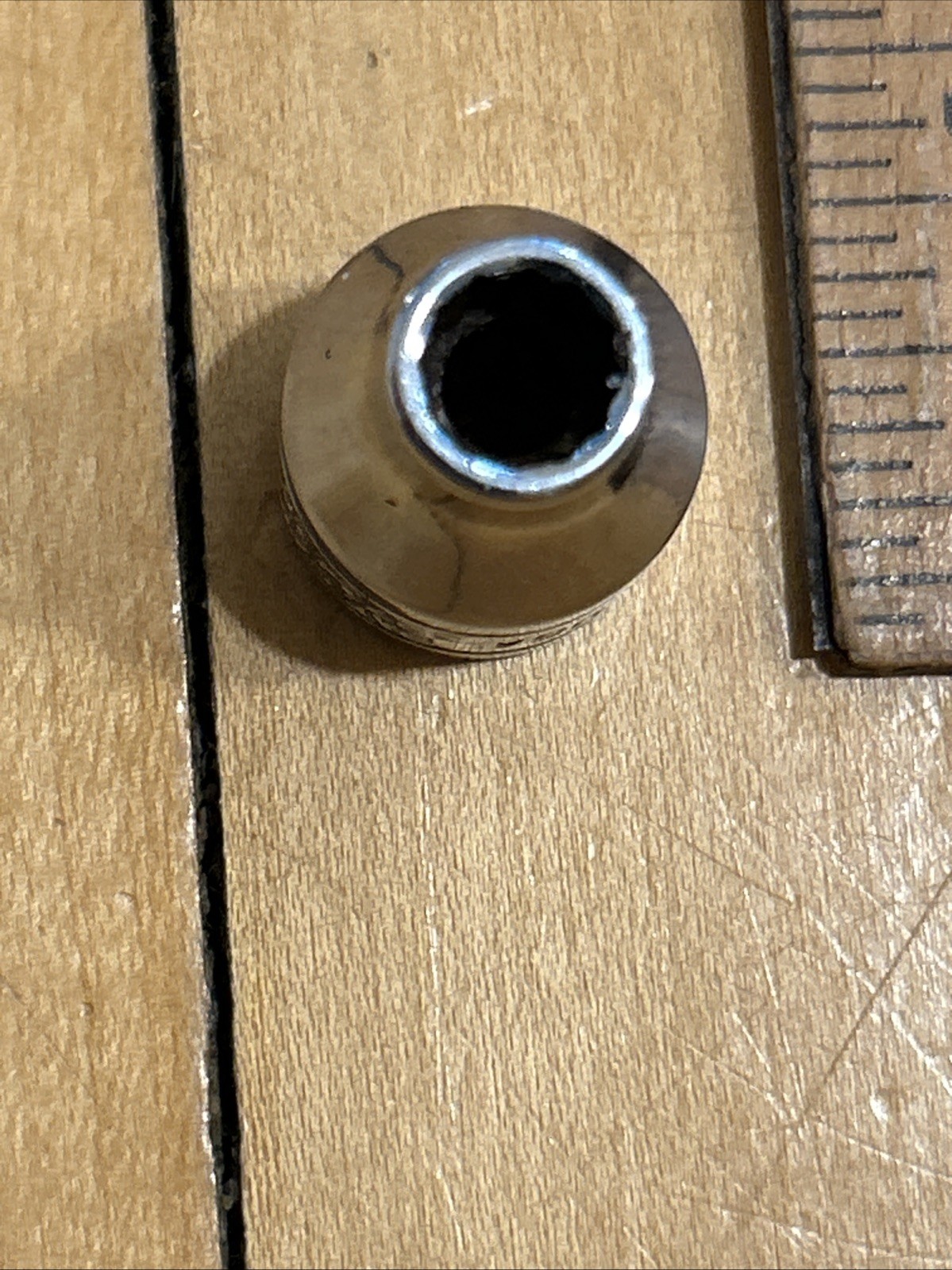 Snap On 3/8″ Drive 1/4″ Shallow 12pt SAE Socket F081 Patent No. 3273430 USA Made