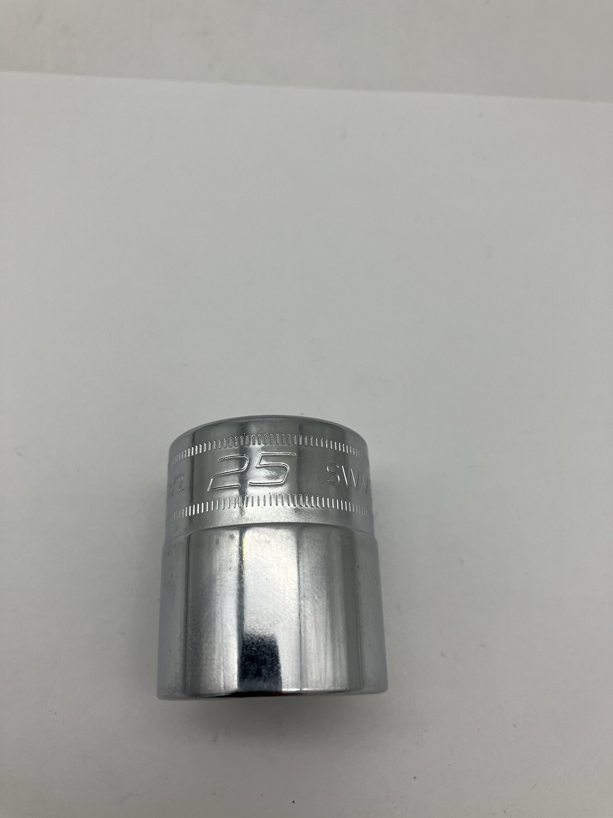 Snap-on Tools SWM251 1/2″ Drive 25mm Metric 12 Point Shallow Socket USA