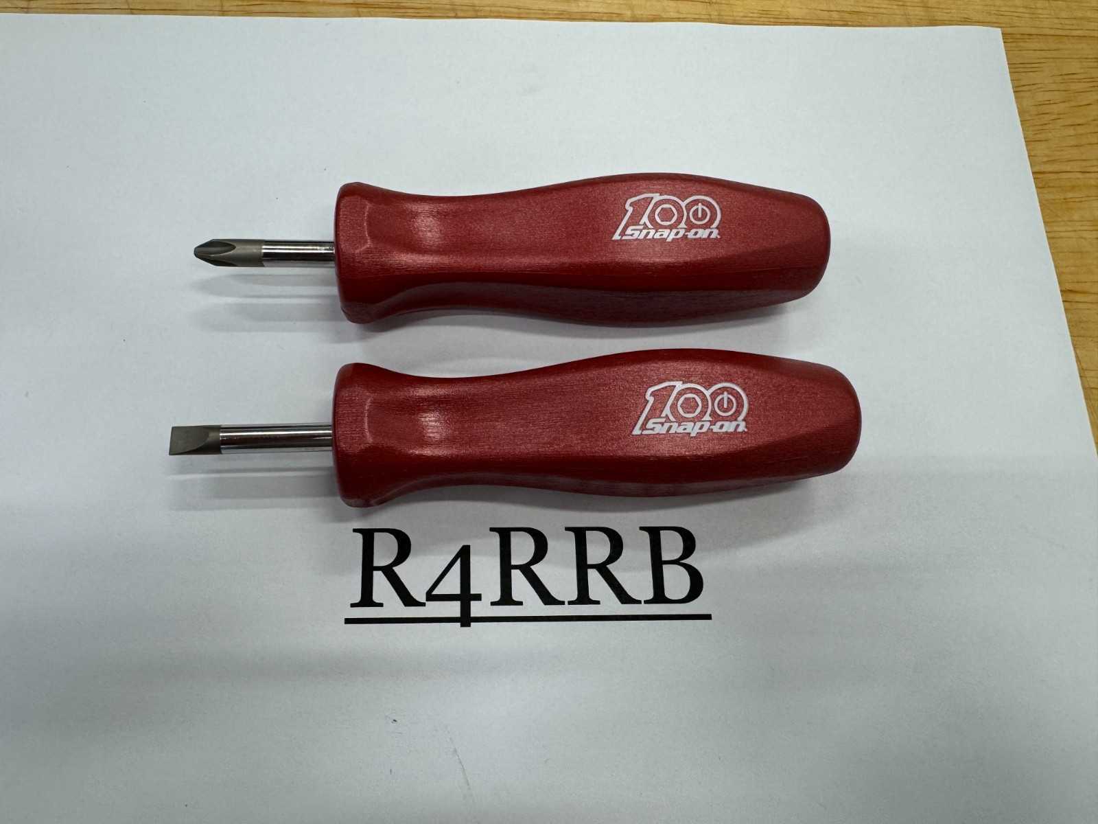 Snap-on Tools RARE PEARL RED 2pc Hard Standard Handle Stubby Screwdriver Set 100