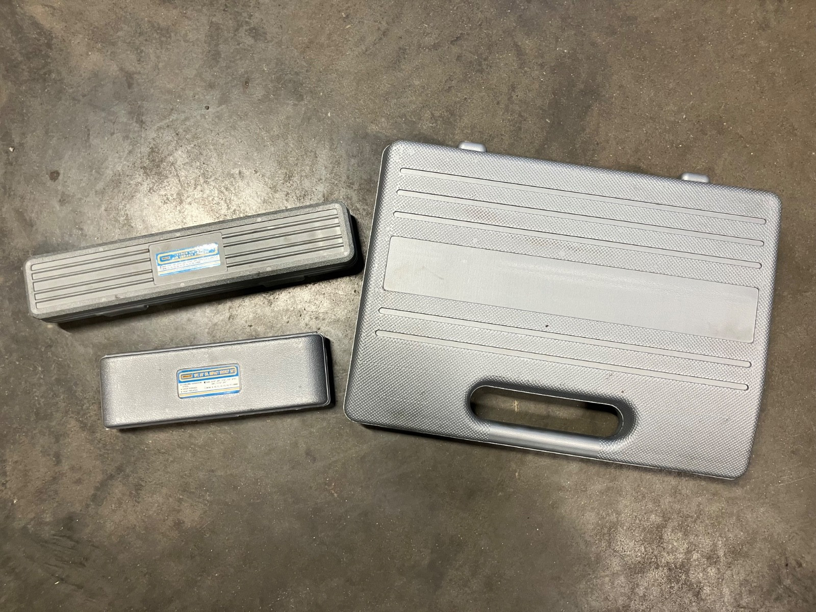 3 Empty Socket Cases, 11 pc 1/2″ drive, 9 pc 3/8″ drive, 36 pc 3/8″ & 1/2″ drive