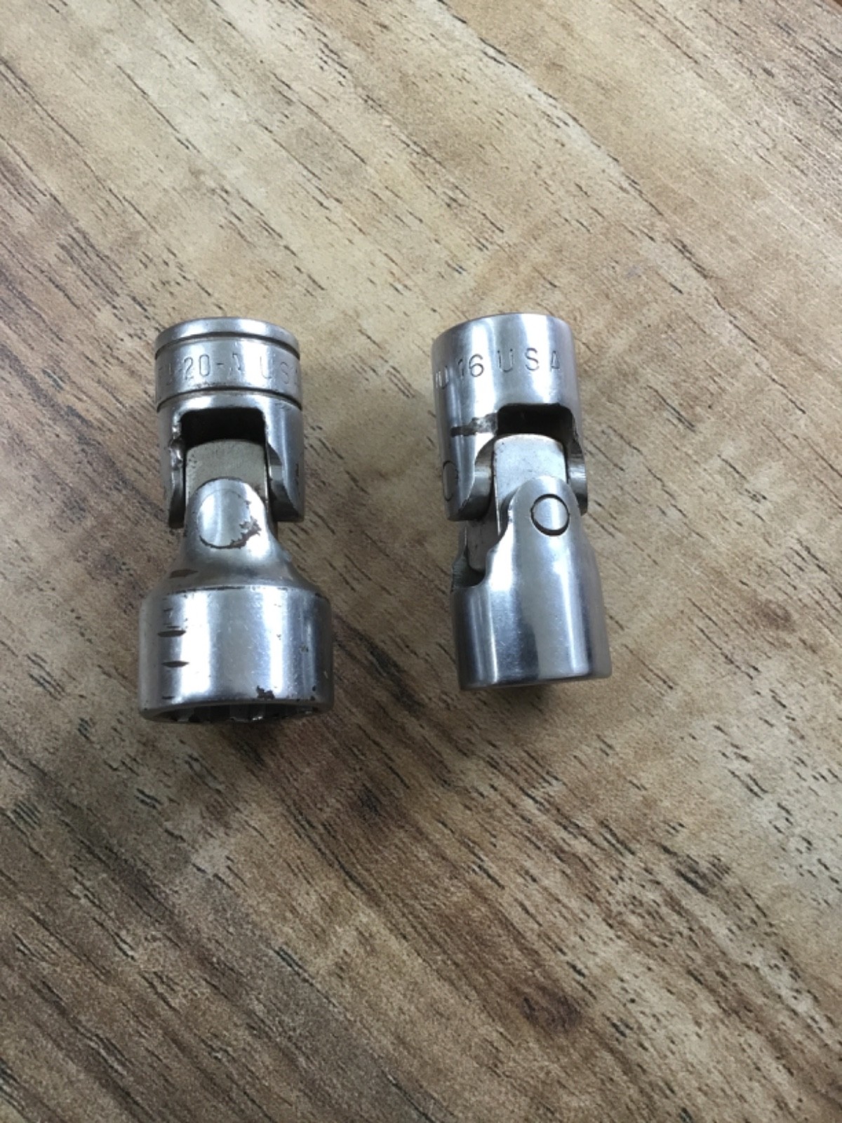 Snap-On Tools USA 2pc 3/8″ Drive SAE Swivel Sockets 1/2″ 5/8″ FVU & FU-Series