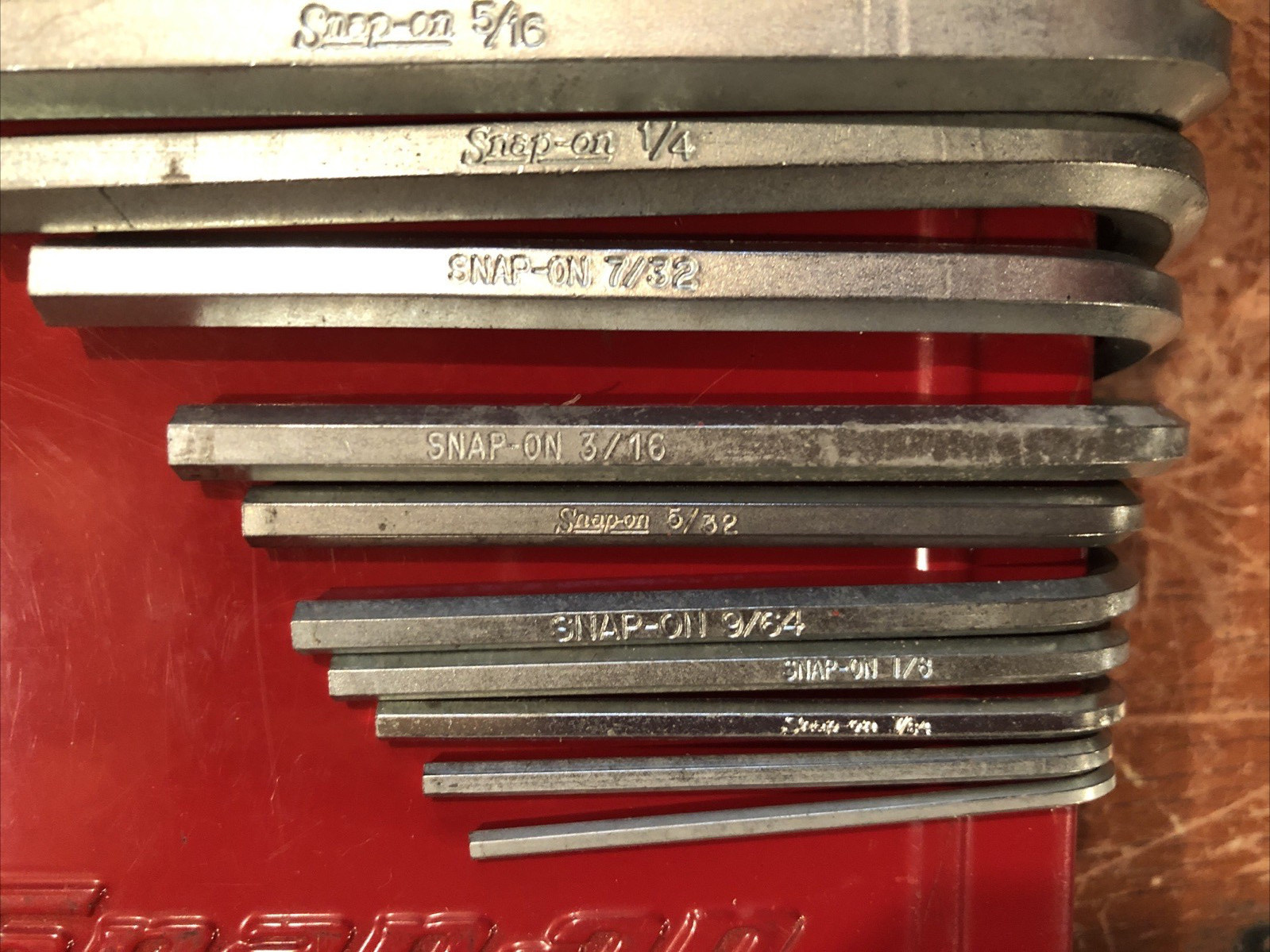 Snap-on Tools USA SAE Hex Red Metal Case Only 10 wrenches are SnapOn