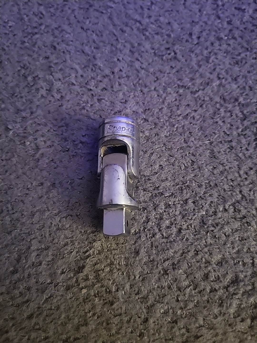 Snap-On FU8A 3/8″ drive 2-1/16″ Universal Joint. Tight