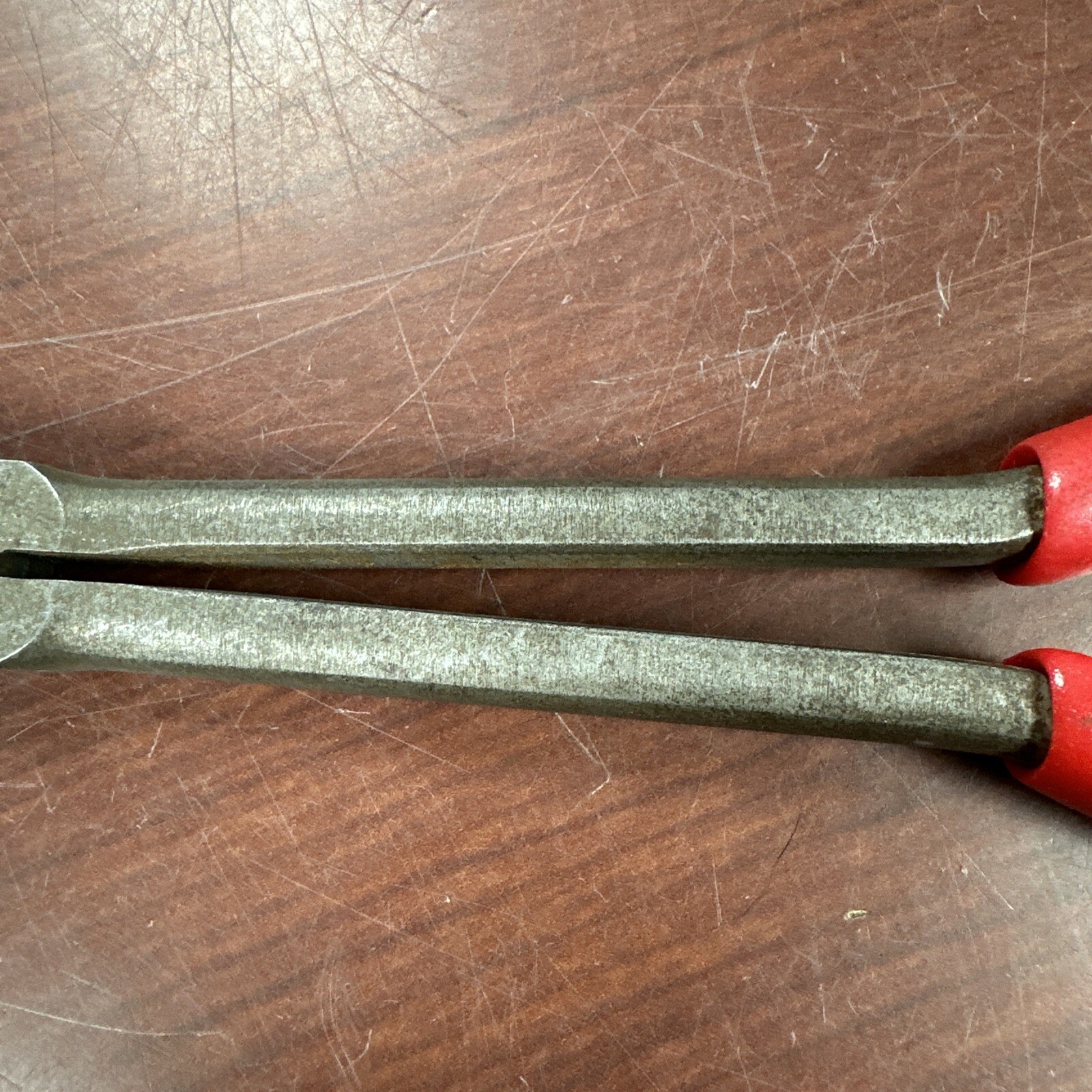 Snap-On Needle Nose Pliers Long Reach 11in Cushion Grip Handle Red 911BCP