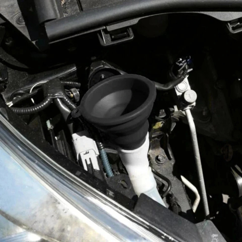 Foldable Silicone Car Engine Funnel for Engine Oil Petrol Washer Liquid