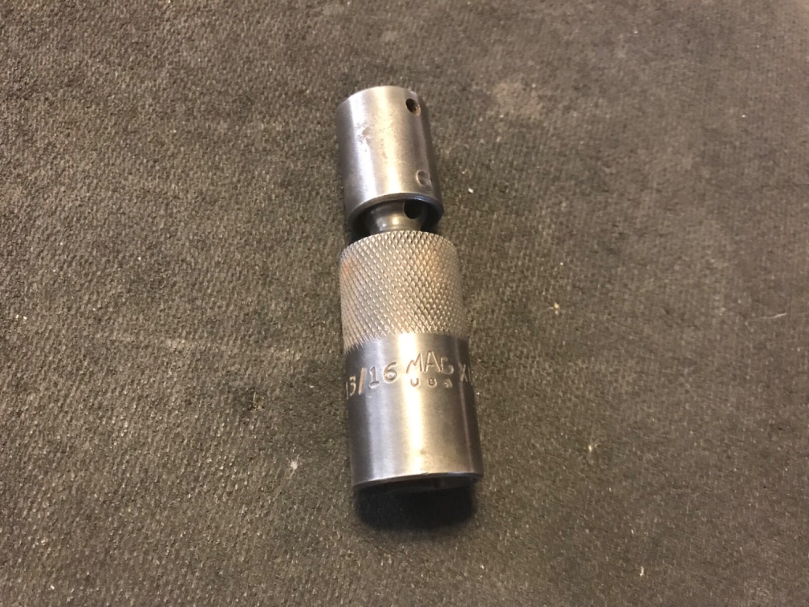 Mac Tools 3/8” Dr 6 Pt Universal Swivel Impact Spark Plug 13/16” Socket XUP266DP