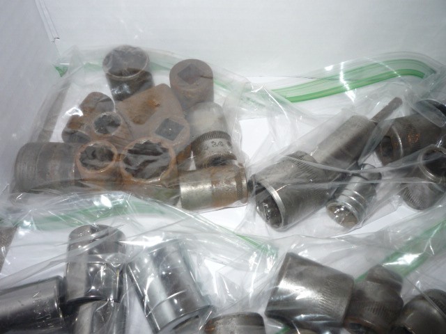 10 pound lot of sockets, Craftsman and other brands, nice mix, standard & Metric